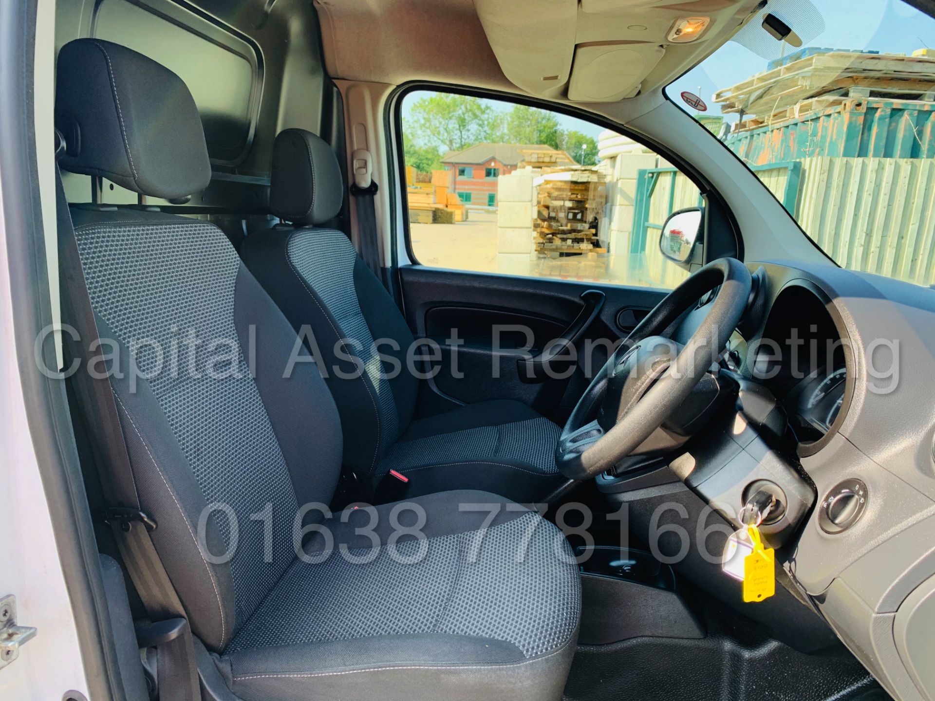 MERCEDES-BENZ CITAN 109 CDI *LWB - PANEL VAN* (2018 - EURO 6) '1.5 DIESEL' (1 OWNER) - Image 28 of 38