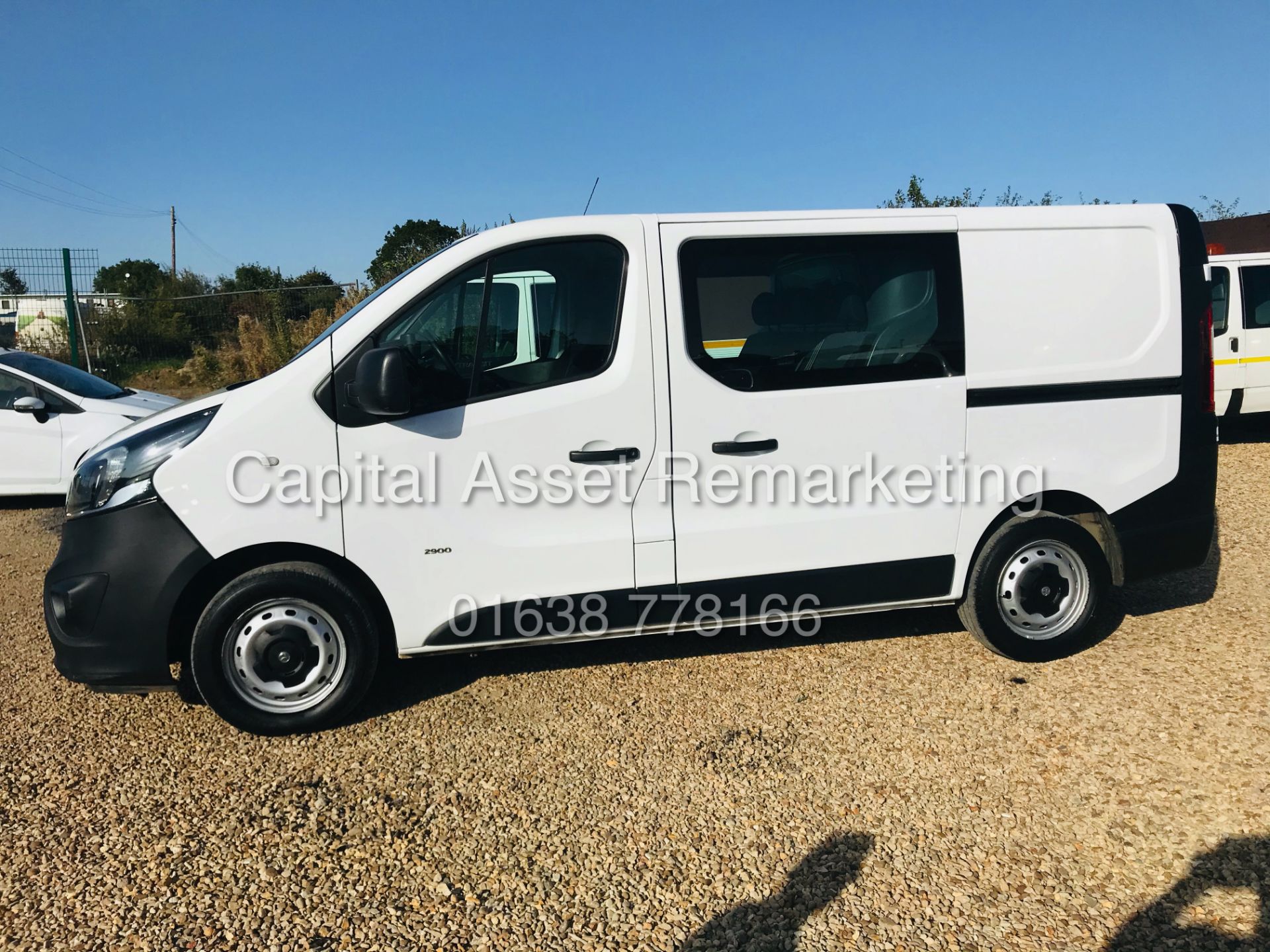 VIVARO VIVARO 1.6dci BI-TURBO "DUALINER / CREW VAN" 6 SEATER (2017 MODEL) ONLY 63k MILES!! - Bild 8 aus 20