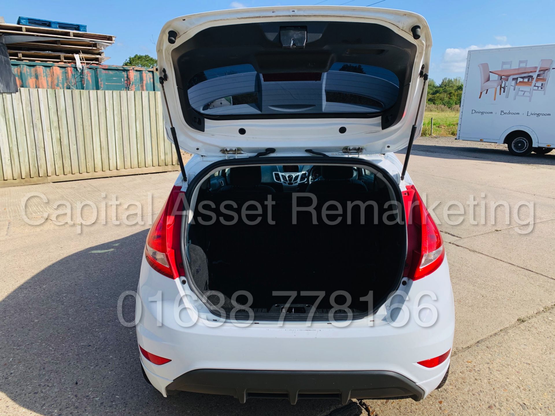 (On Sale) FORD FIESTA *LCV - PANEL VAN* (2013) '1.6 TDCI ECONETIC - STOP/START' - Bild 7 aus 21