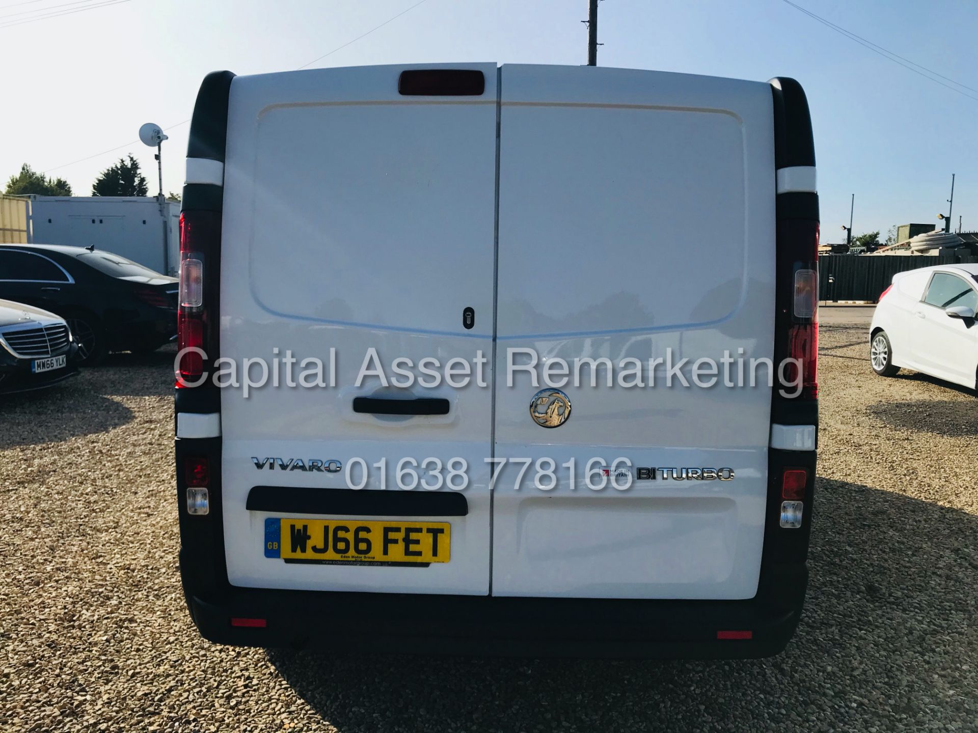 VIVARO VIVARO 1.6dci BI-TURBO "DUALINER / CREW VAN" 6 SEATER (2017 MODEL) ONLY 63k MILES!! - Bild 10 aus 20