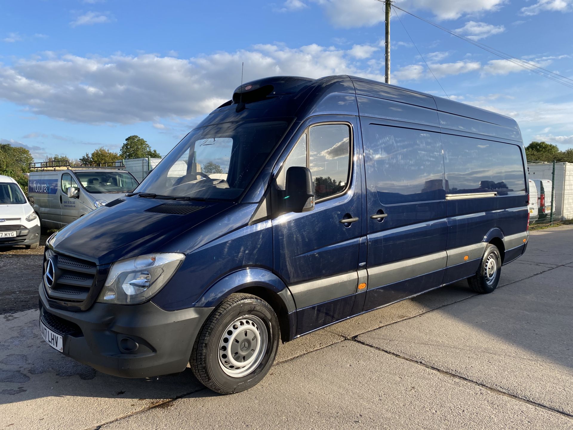 MERCEDES SPRINTER 314CDI "LWB" HIGH ROOF FRIDGE VAN "ULEZ COMPLIANT EURO 6 - 17 REG- 1 OWNER - Image 4 of 16