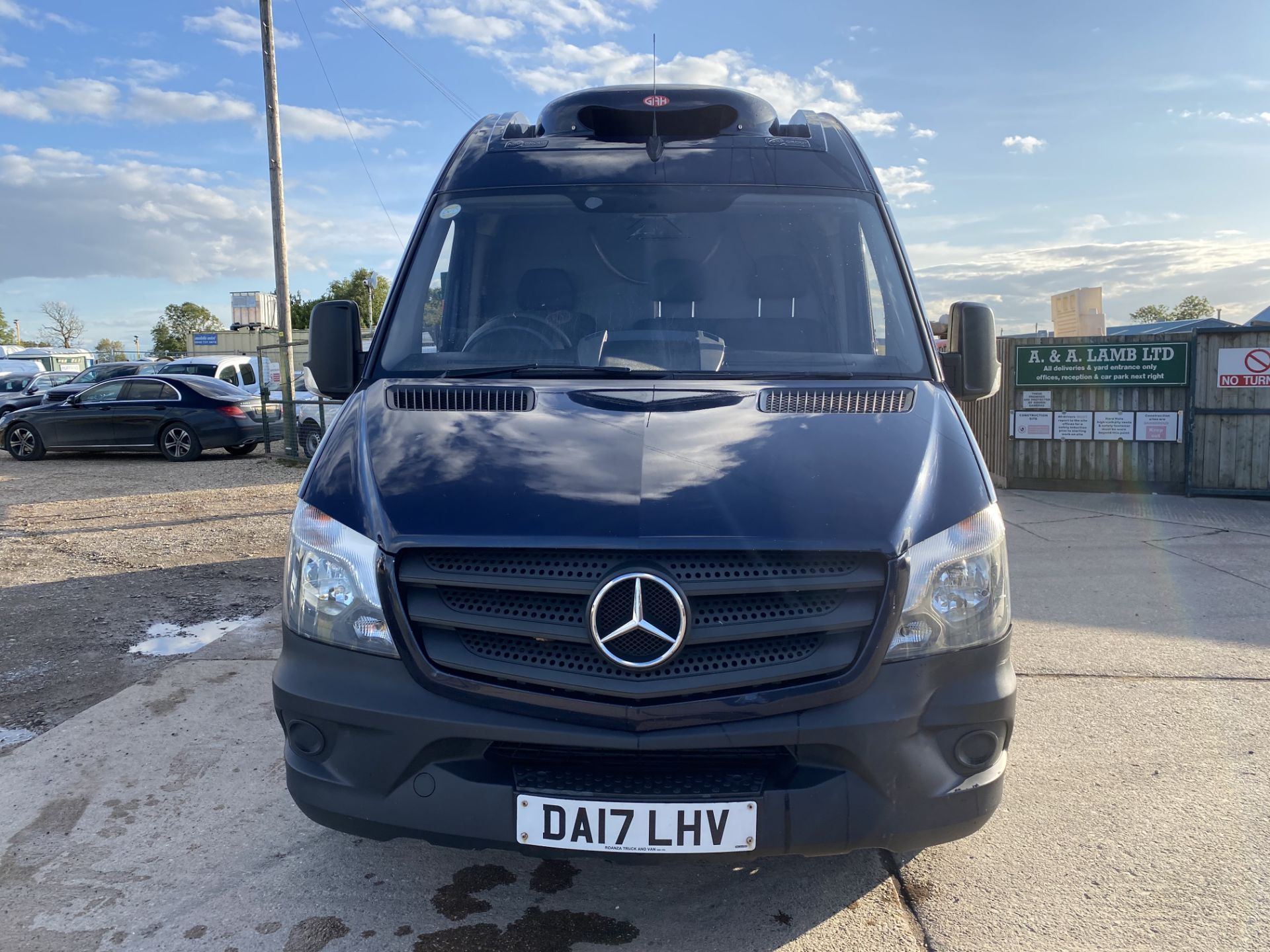 MERCEDES SPRINTER 314CDI "LWB" HIGH ROOF FRIDGE VAN "ULEZ COMPLIANT EURO 6 - 17 REG- 1 OWNER - Image 3 of 16