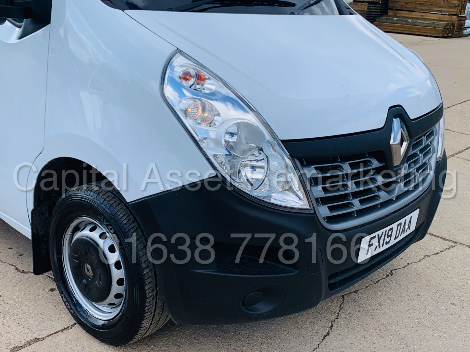 RENAULT MASTER *BUSINESS* LWB - LOW LOADER / LUTON BOX VAN (2019 - EURO 6) '2.3 DCI-130 BHP-6 SPEED' - Image 15 of 43