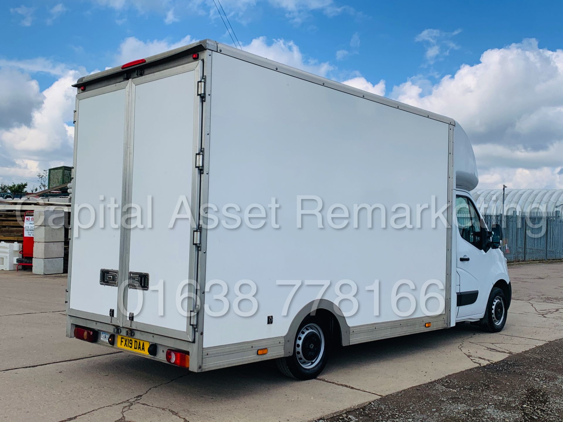 RENAULT MASTER *BUSINESS* LWB - LOW LOADER / LUTON BOX VAN (2019 - EURO 6) '2.3 DCI-130 BHP-6 SPEED' - Image 13 of 43