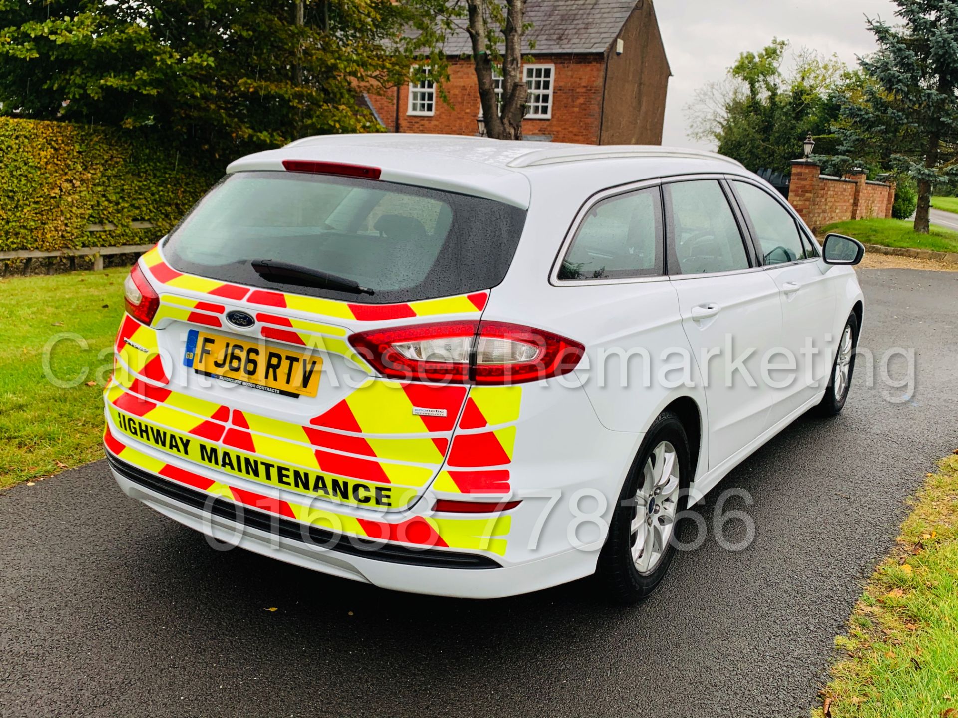 FORD MONDEO *ZETEC EDITION* 5 DOOR ESTATE (2017 - EURO 6) '1.5 TDCI - 120 BHP - 6 SPEED' *SAT NAV* - Image 12 of 50