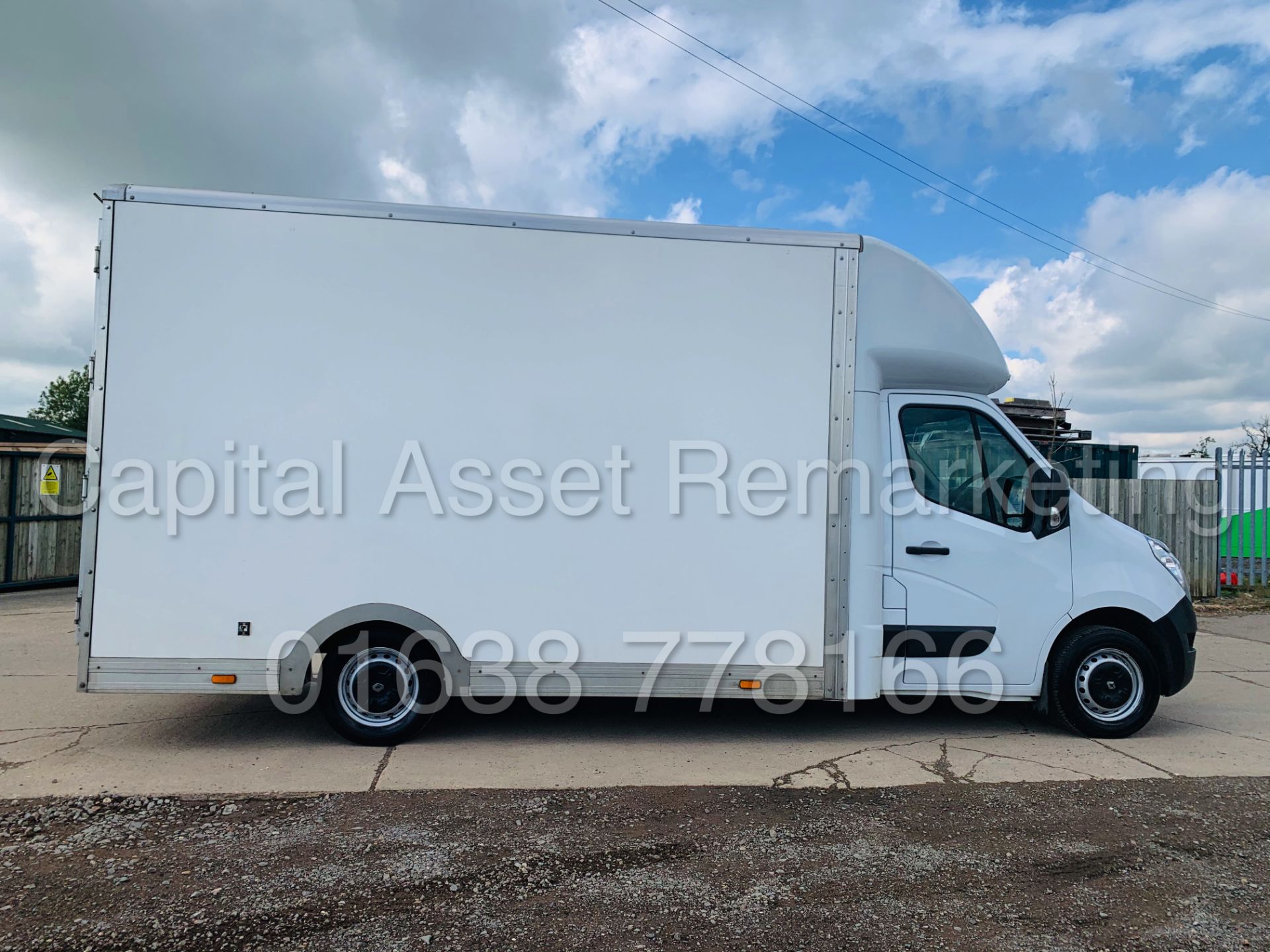 RENAULT MASTER *BUSINESS* LWB - LOW LOADER / LUTON BOX VAN (2019 - EURO 6) '2.3 DCI-130 BHP-6 SPEED' - Image 14 of 43