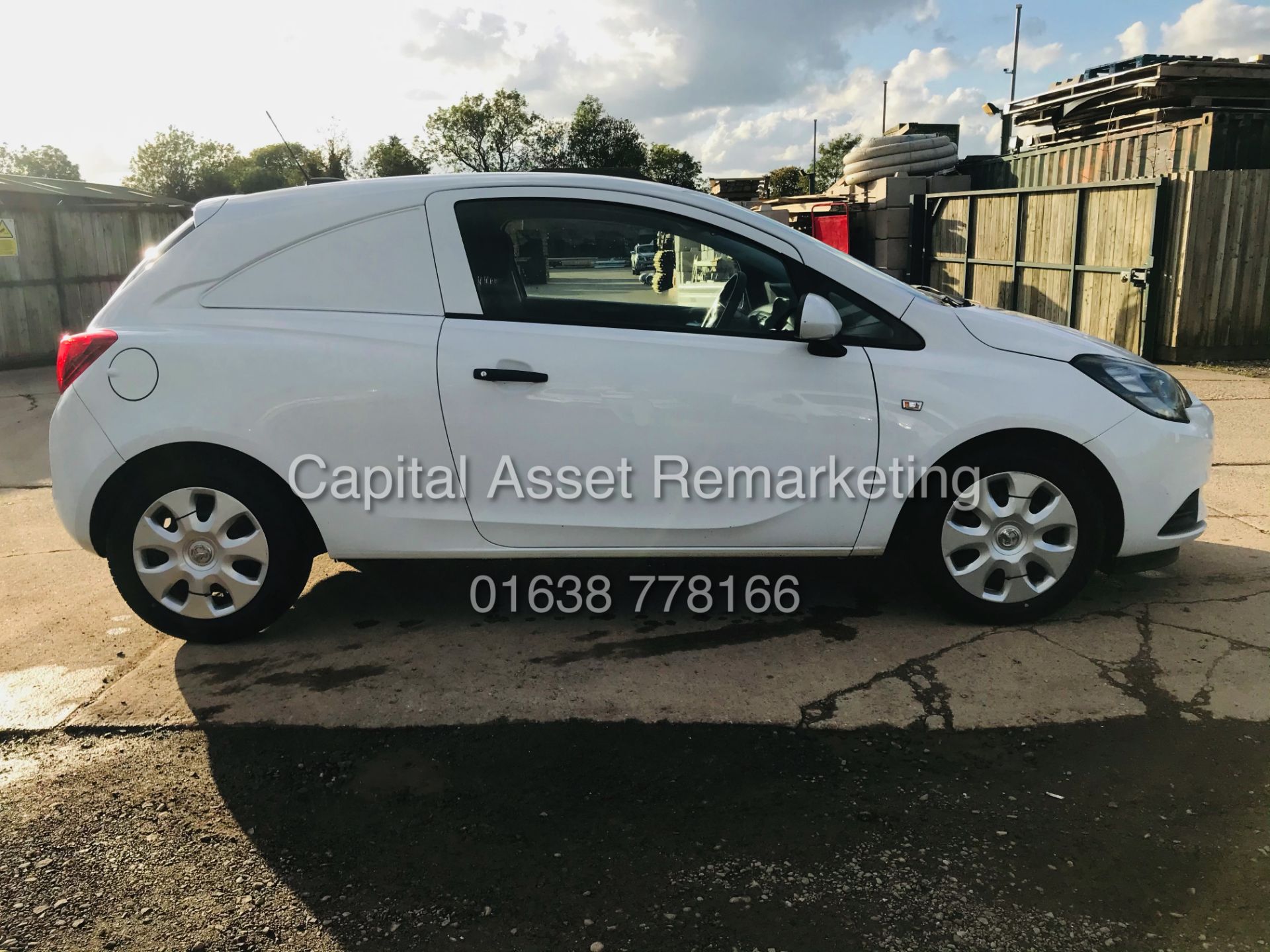 (On Sale) VAUXHALL CORSA VAN 1.3CDTI 16v EcoFLEX START/STOP (66 REG) 1 OWNER - FSH - AIR CON - Image 8 of 30