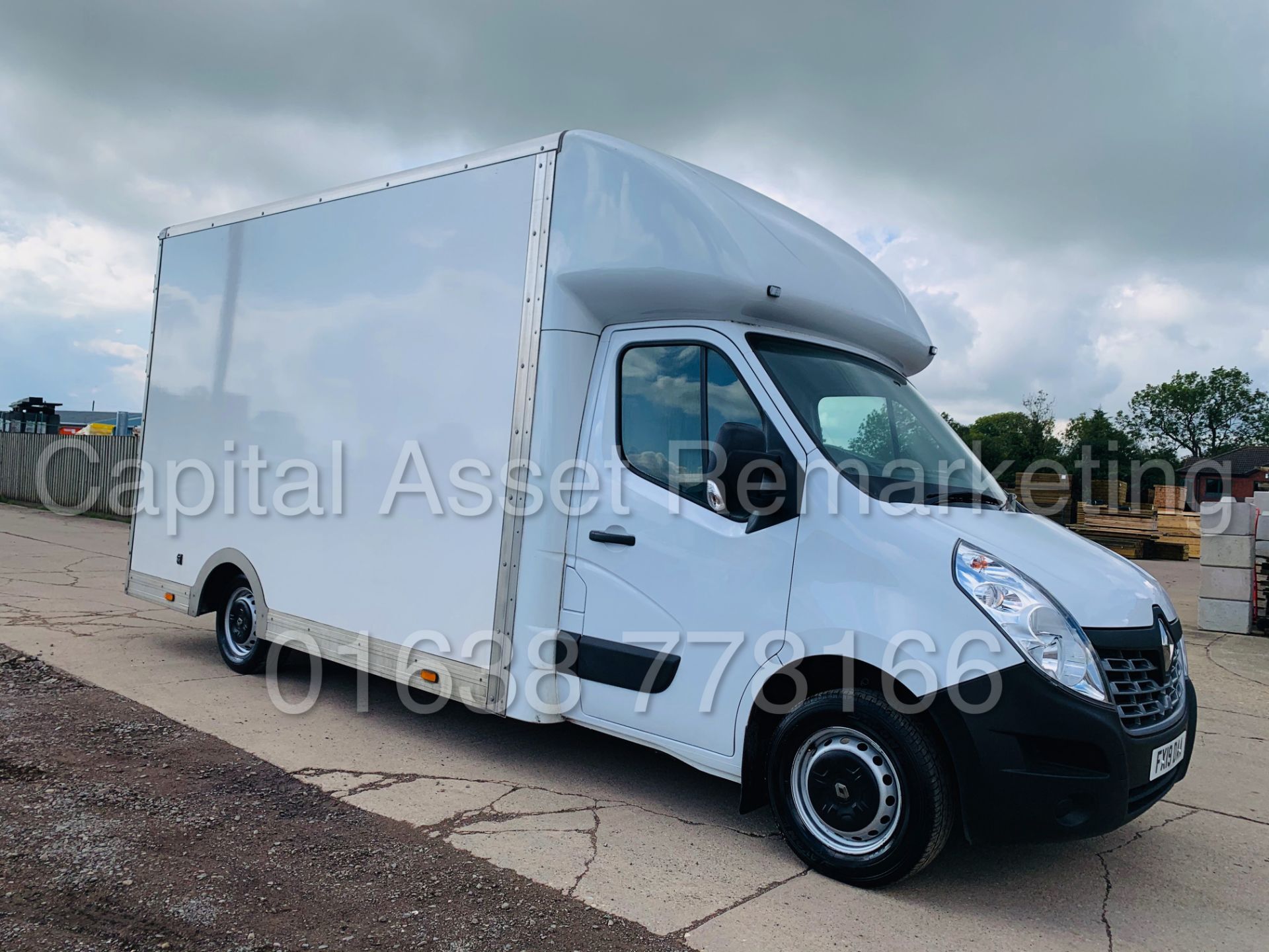 RENAULT MASTER *BUSINESS* LWB - LOW LOADER / LUTON BOX VAN (2019 - EURO 6) '2.3 DCI-130 BHP-6 SPEED' - Image 2 of 43