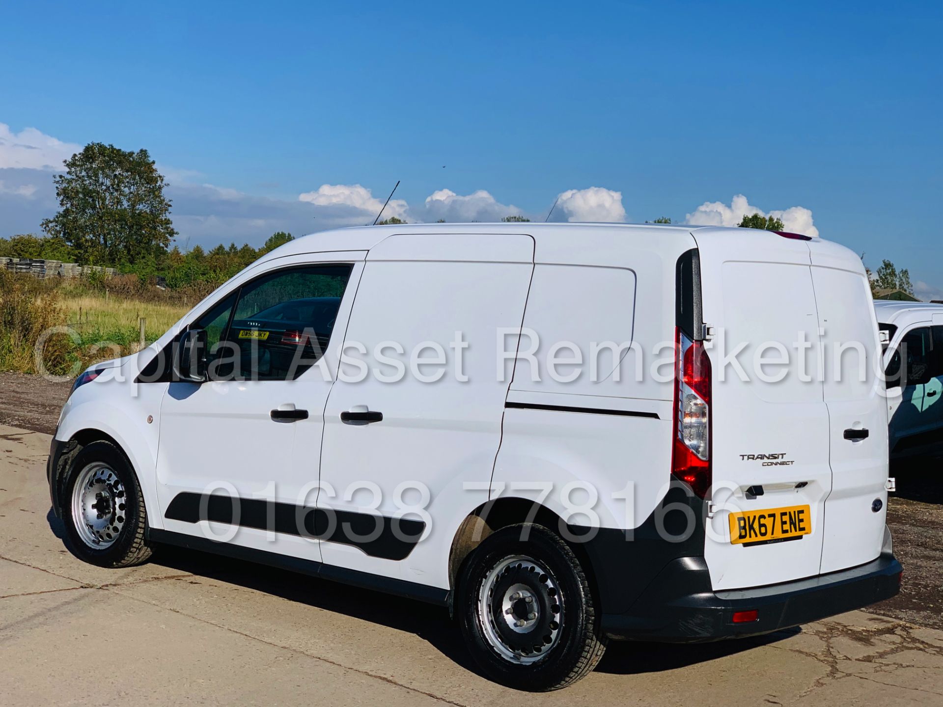 (On Sale) FORD TRANSIT CONNECT *SWB* (67 REG -EURO 6) '1.5 TDCI-6 SPEED' (1 OWNER) *U-LEZ COMPLIANT* - Image 8 of 37