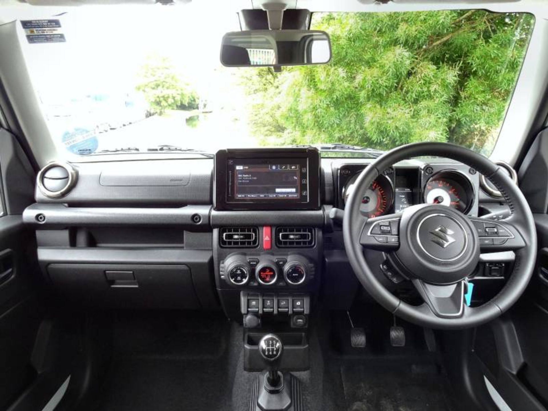 SUZUKI JIMNY 1.5 "SZ5" ALLGRIP PRO - 70 REG - DELIVERY MILES - SAT NAV - GREAT SPEC - WOW!!! - Image 6 of 17