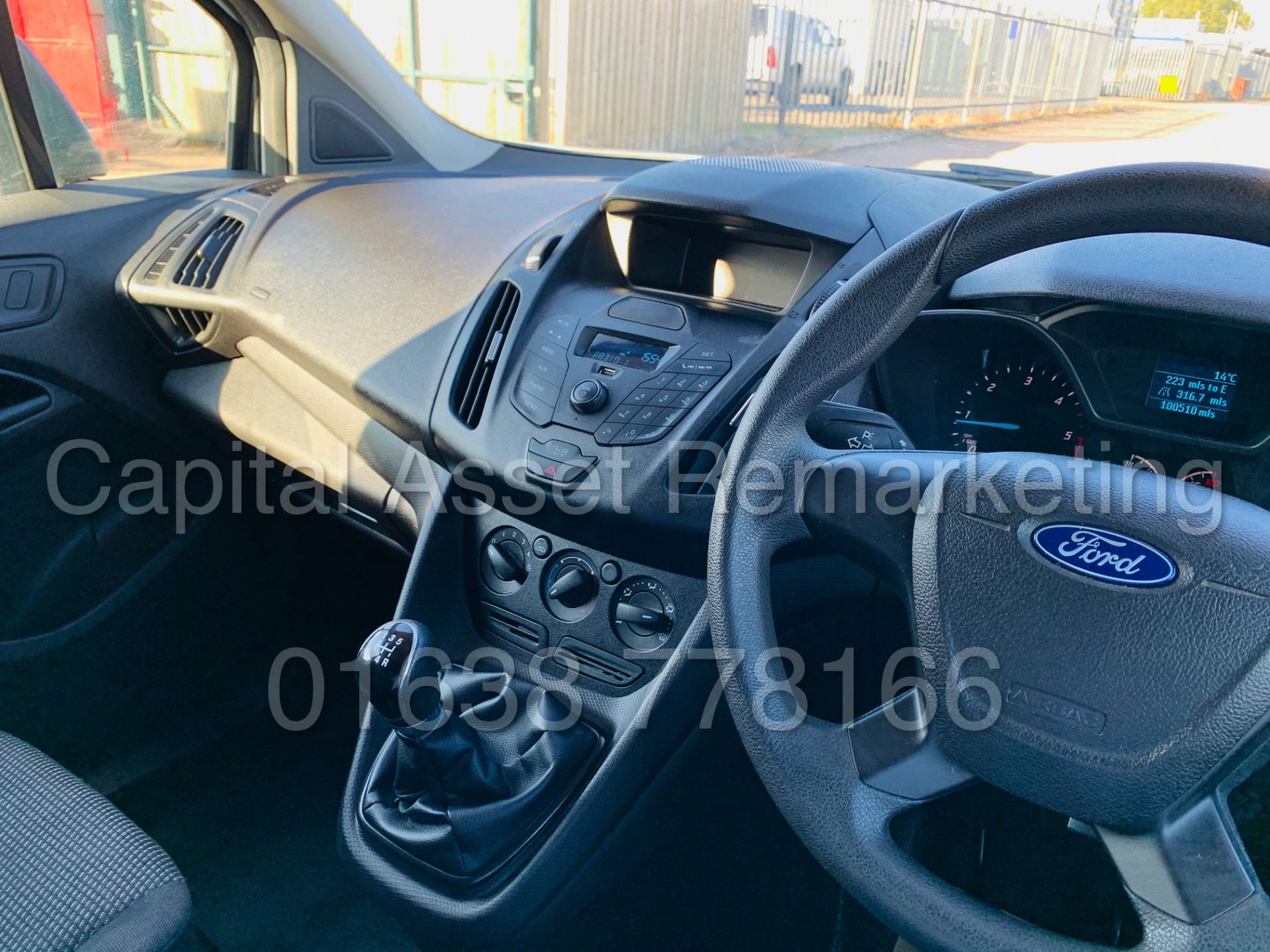 (On Sale) FORD TRANSIT CONNECT *SWB* (67 REG -EURO 6) '1.5 TDCI-6 SPEED' (1 OWNER) *U-LEZ COMPLIANT* - Image 29 of 37