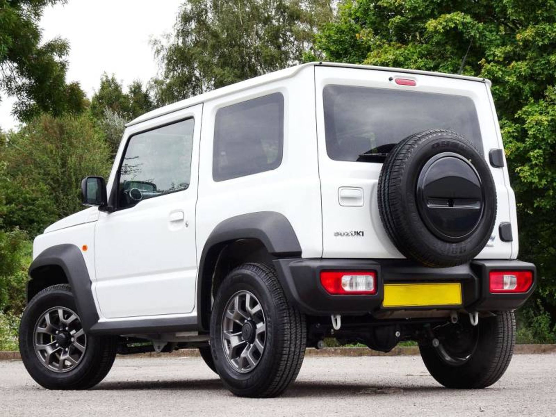 SUZUKI JIMNY 1.5 "SZ5" ALLGRIP PRO - 70 REG - DELIVERY MILES - SAT NAV - GREAT SPEC - WOW!!! - Image 3 of 17