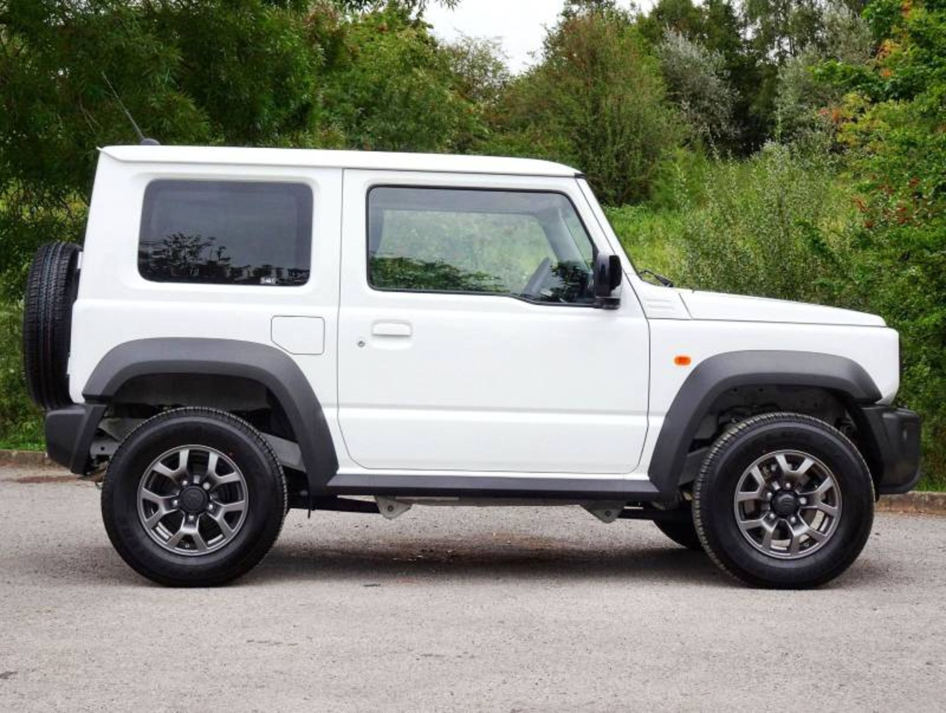 SUZUKI JIMNY 1.5 "SZ5" ALLGRIP PRO - 70 REG - DELIVERY MILES - SAT NAV - GREAT SPEC - WOW!!! - Image 2 of 17