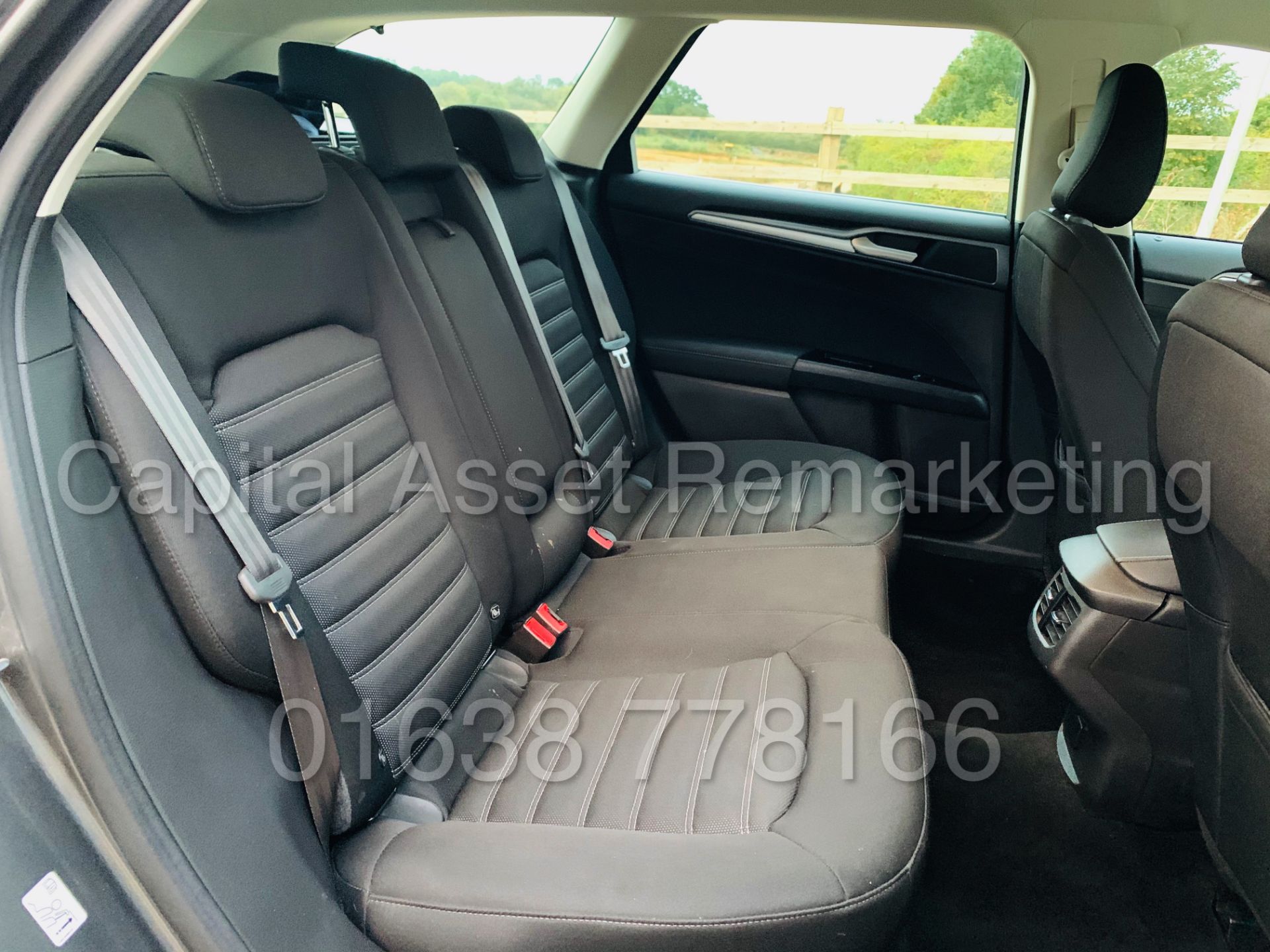 FORD MONDEO *ZETEC EDITION* 5 DOOR ESTATE (2018 - EURO 6) '1.5 TDCI - 120 BHP - 6 SPEED' *SAT NAV* - Image 30 of 51