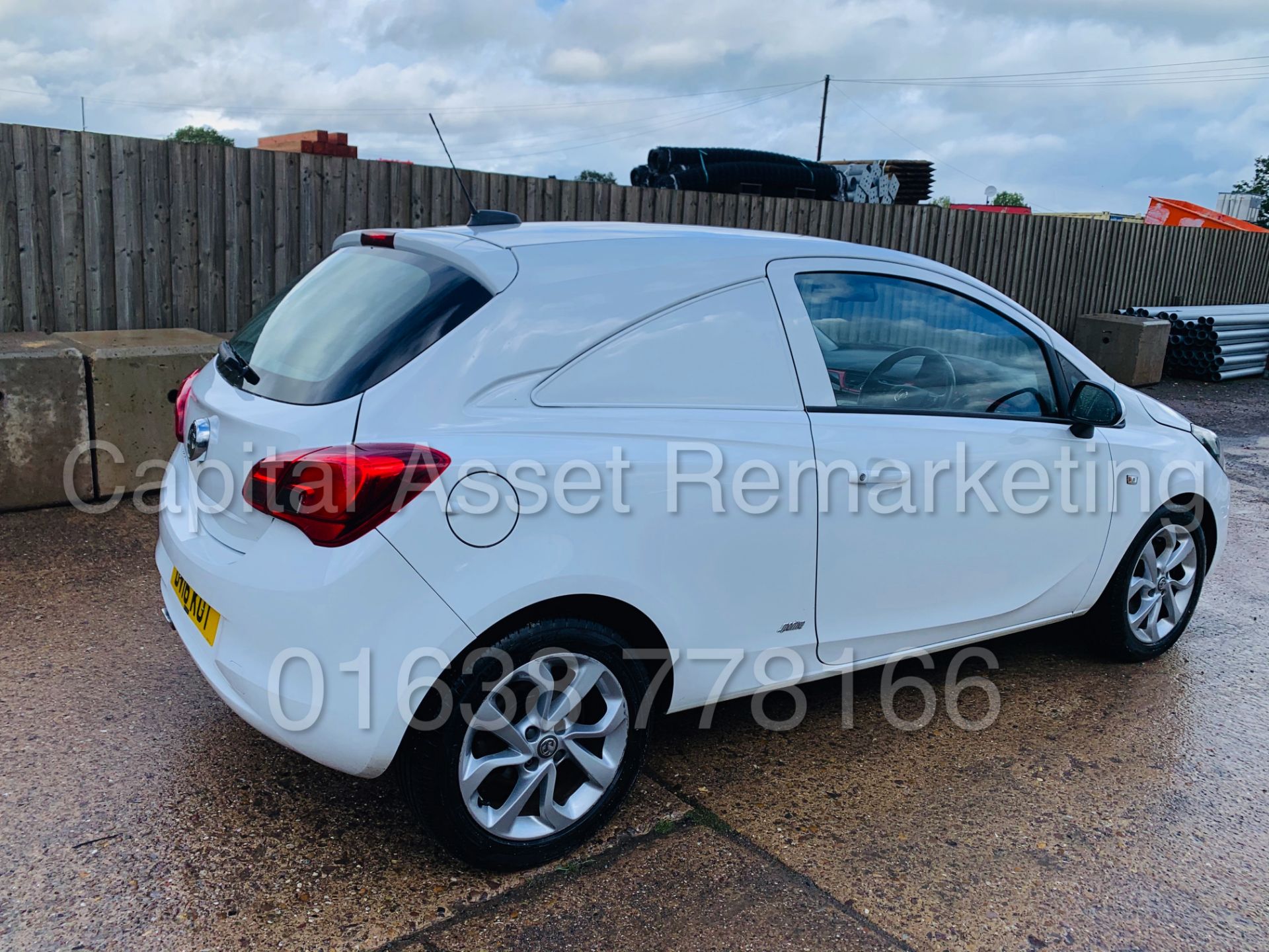 (On Sale) VAUXHALL CORSA *SPORTIVE - VAN* (2016 - NEW MODEL) '95 BHP - 6 SPEED' *A/C* (1 OWNER) - Image 13 of 43