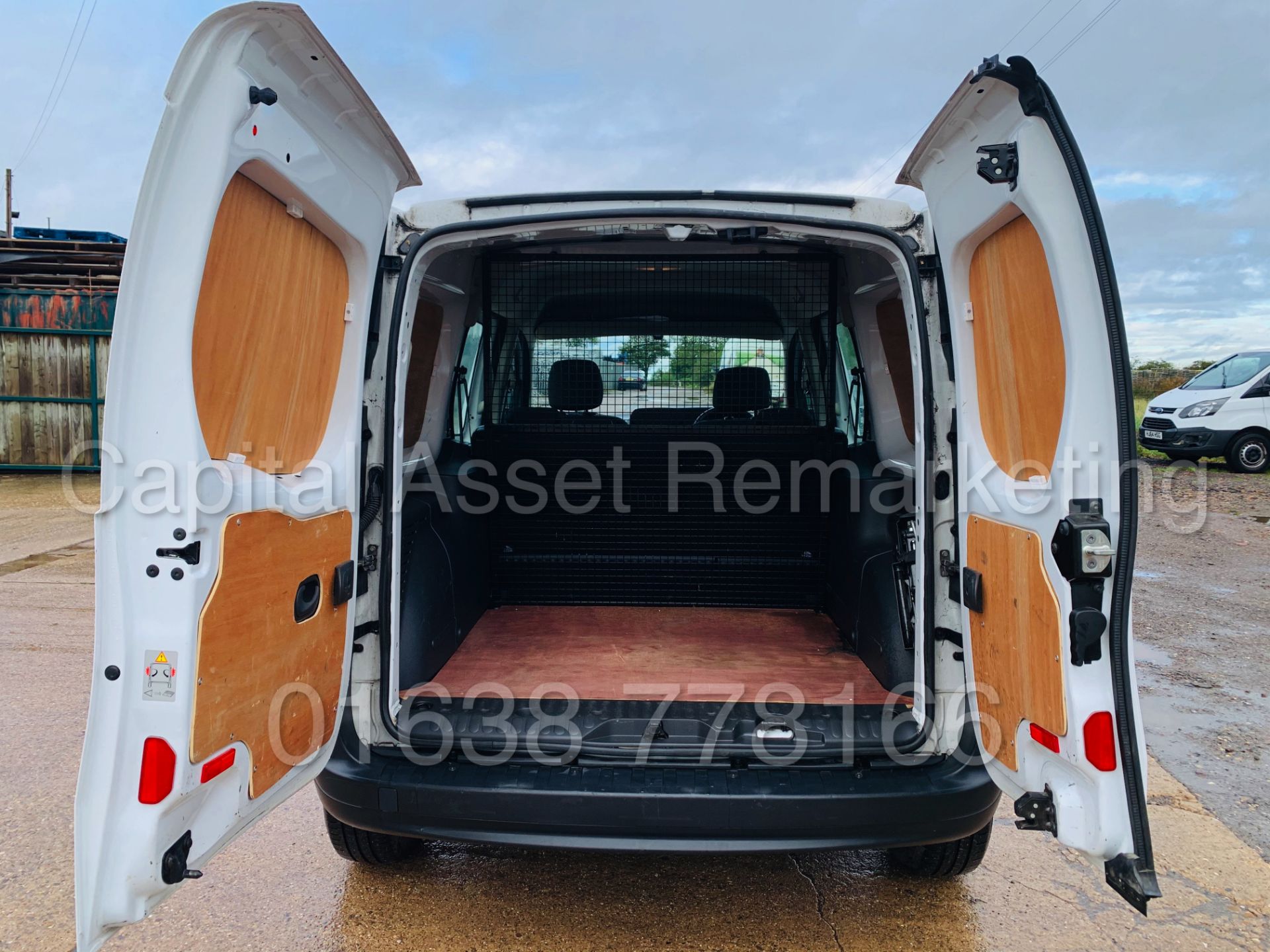 (On Sale) MERCEDES-BENZ CITAN 109 CDI *5 SEATER CREW VAN* (66 REG - EURO 6) *1 OWNER - FULL HISTORY* - Image 26 of 47