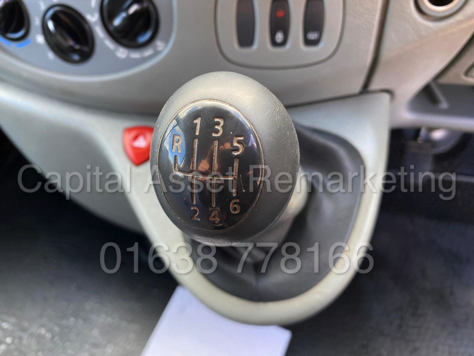 (ON SALE)RENAULT TRAFIC SL27 *SPORT EDITION* (2011) '2.0 DCI -115 BHP - 6 SPEED' - AIR CON* (NO VAT) - Image 15 of 18