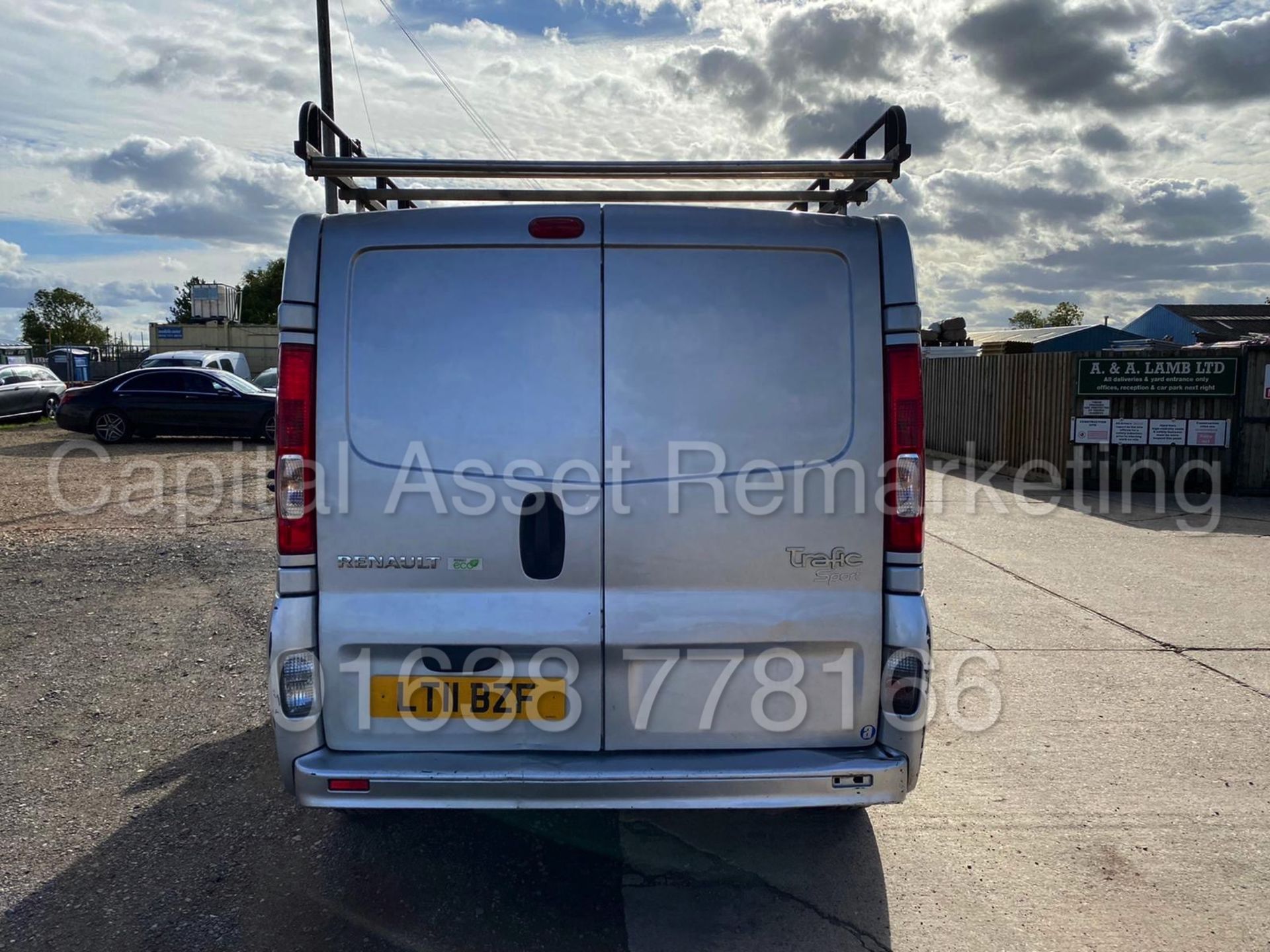 (ON SALE)RENAULT TRAFIC SL27 *SPORT EDITION* (2011) '2.0 DCI -115 BHP - 6 SPEED' - AIR CON* (NO VAT) - Image 6 of 18