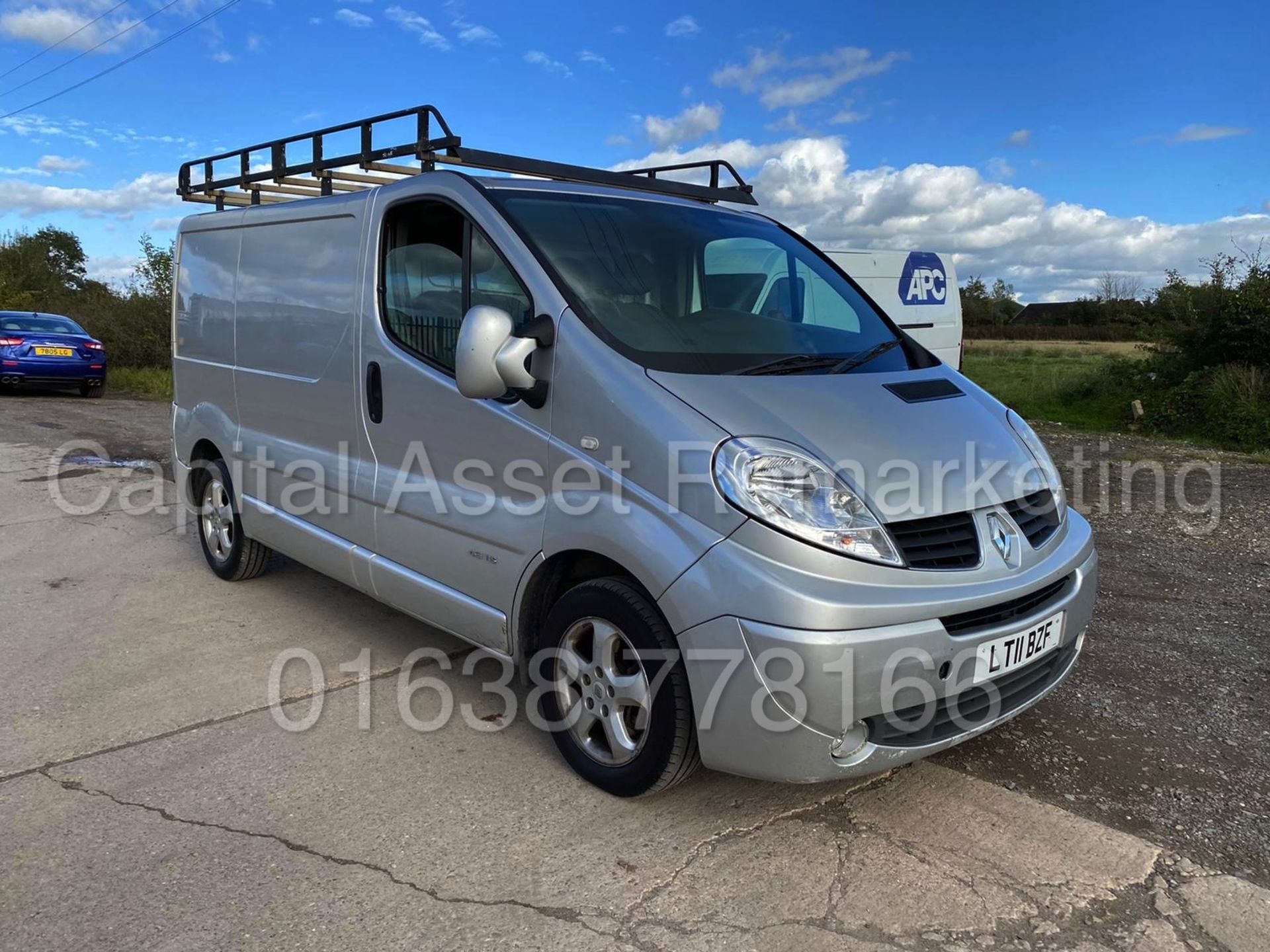 (ON SALE)RENAULT TRAFIC SL27 *SPORT EDITION* (2011) '2.0 DCI -115 BHP - 6 SPEED' - AIR CON* (NO VAT)