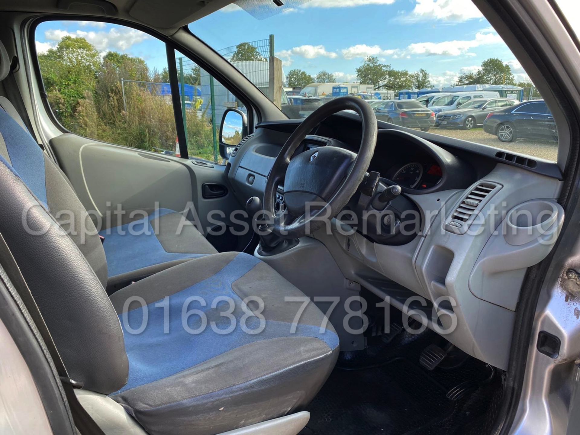 (ON SALE)RENAULT TRAFIC SL27 *SPORT EDITION* (2011) '2.0 DCI -115 BHP - 6 SPEED' - AIR CON* (NO VAT) - Image 13 of 18