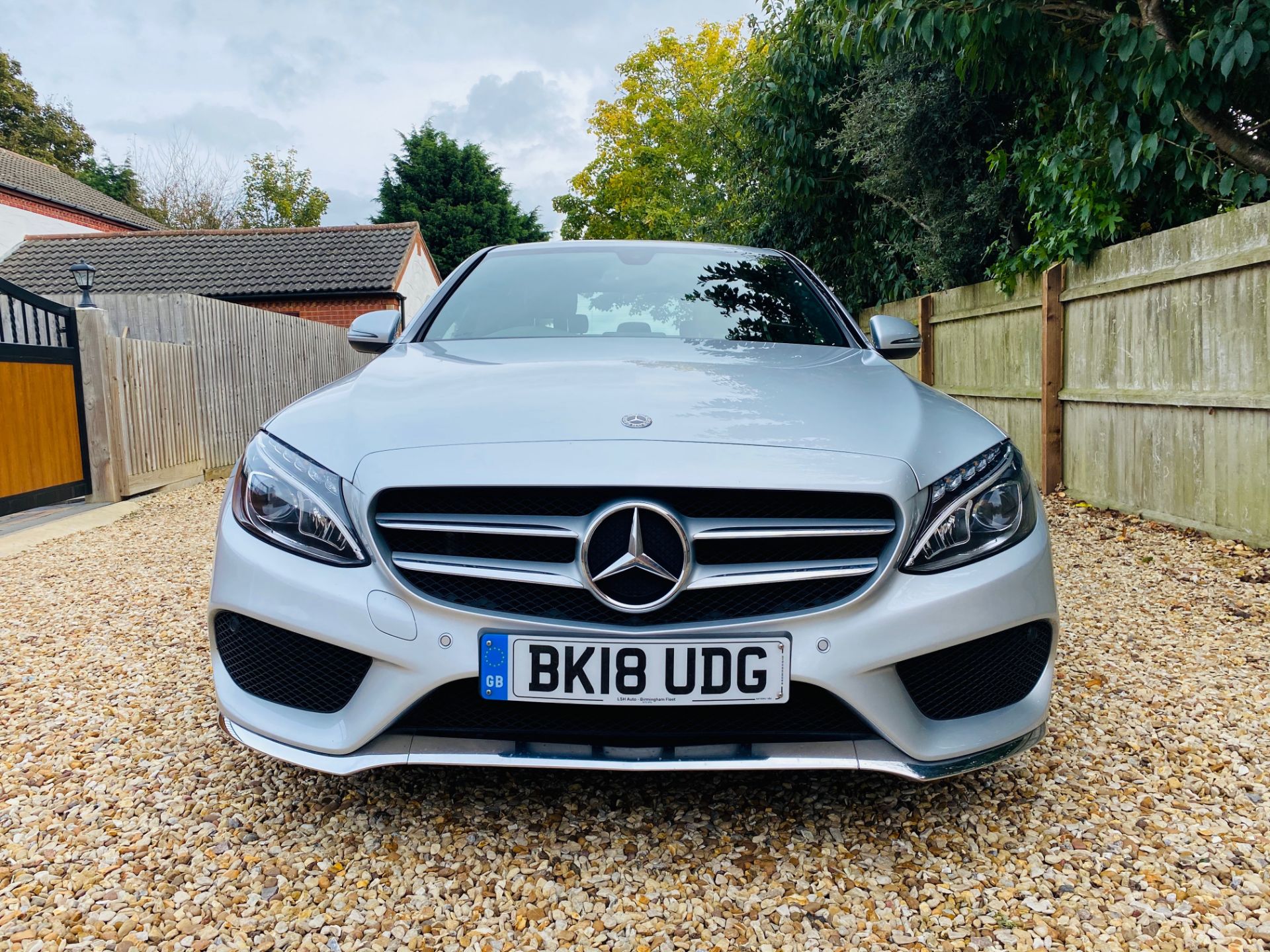 On Sale MERCEDES C220d "AMG LINE" 9G AUTO - 18 REG - 1 KEEPER - LEATHER - SAT NAV - REVERSE CAMERA - Image 3 of 22