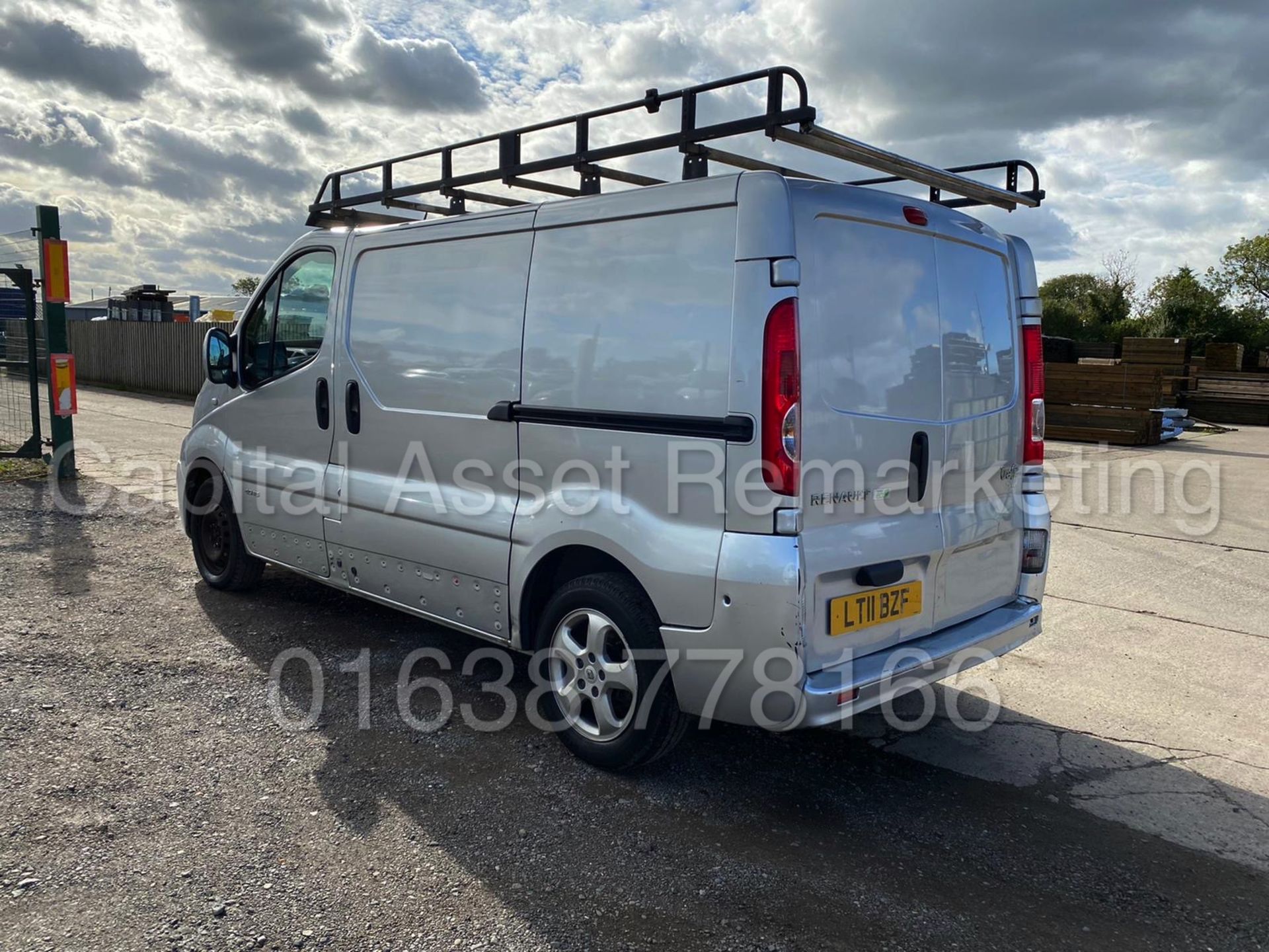 (ON SALE)RENAULT TRAFIC SL27 *SPORT EDITION* (2011) '2.0 DCI -115 BHP - 6 SPEED' - AIR CON* (NO VAT) - Image 5 of 18