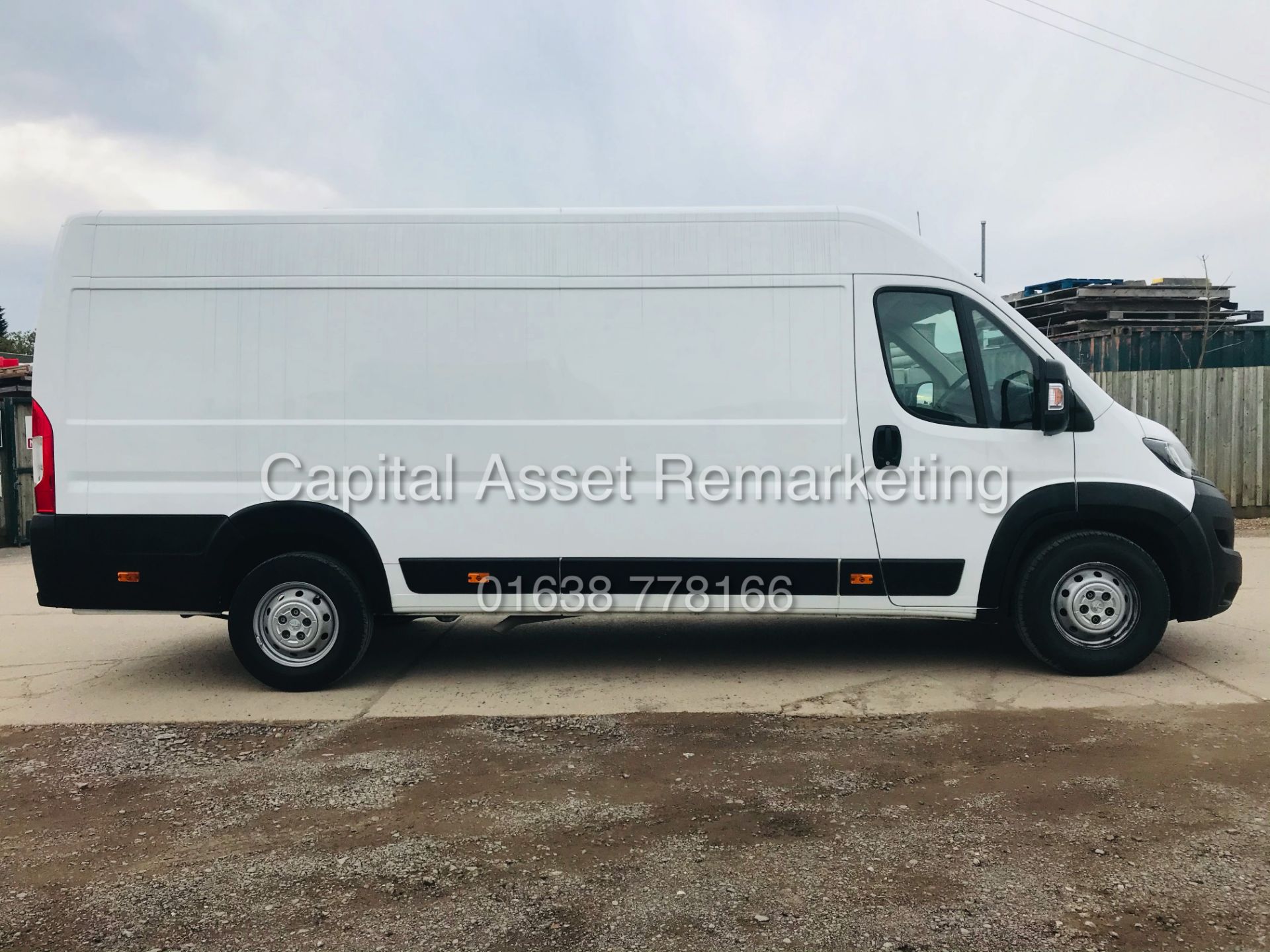 ON SALE PEUGEOT BOXER 2.0 BLUE-HDI "PROFESSIONAL" L4H2 "MAXI" (19 REG) SAT NAV / AIR CON / ELEC PACK - Image 12 of 20