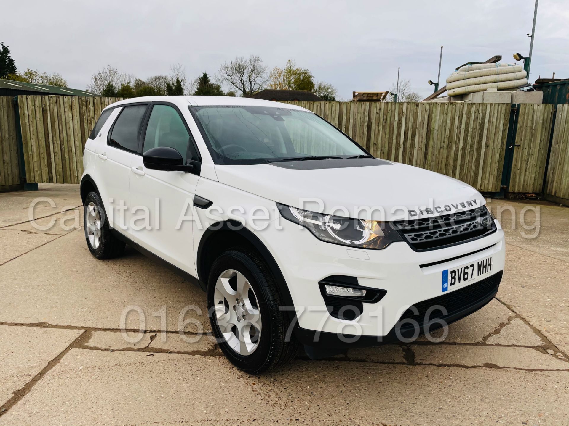 LAND ROVER DISCOVERY SPORT *SPECIAL EDITION* SUV (2018) '2.0 TD4 - STOP/START' (1 OWNER FROM NEW) - Image 3 of 48