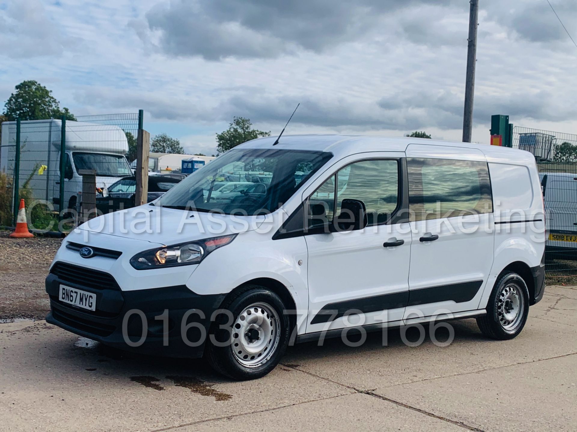 (ON SALE) FORD TRANSIT CONNECT *LWB- 5 SEATER CREW VAN* (2018 - EURO 6) 1.5 TDCI *AIR CON* (1 OWNER)