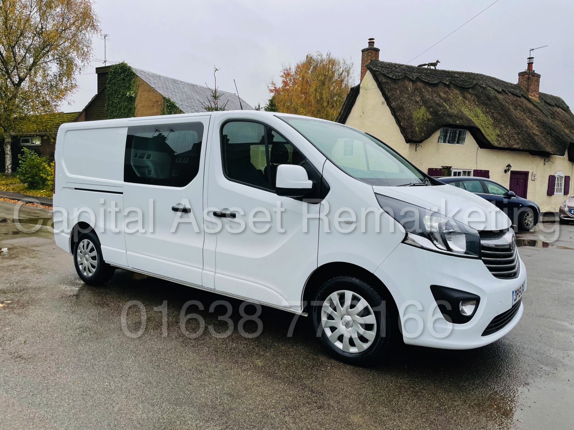 VAUXHALL VIVARO *SPORT* LWB - 6 SEATER CREW VAN (2019 -EURO 6) '125 BHP - 6 SPEED' *A/C* (16K MILES) - Image 2 of 50