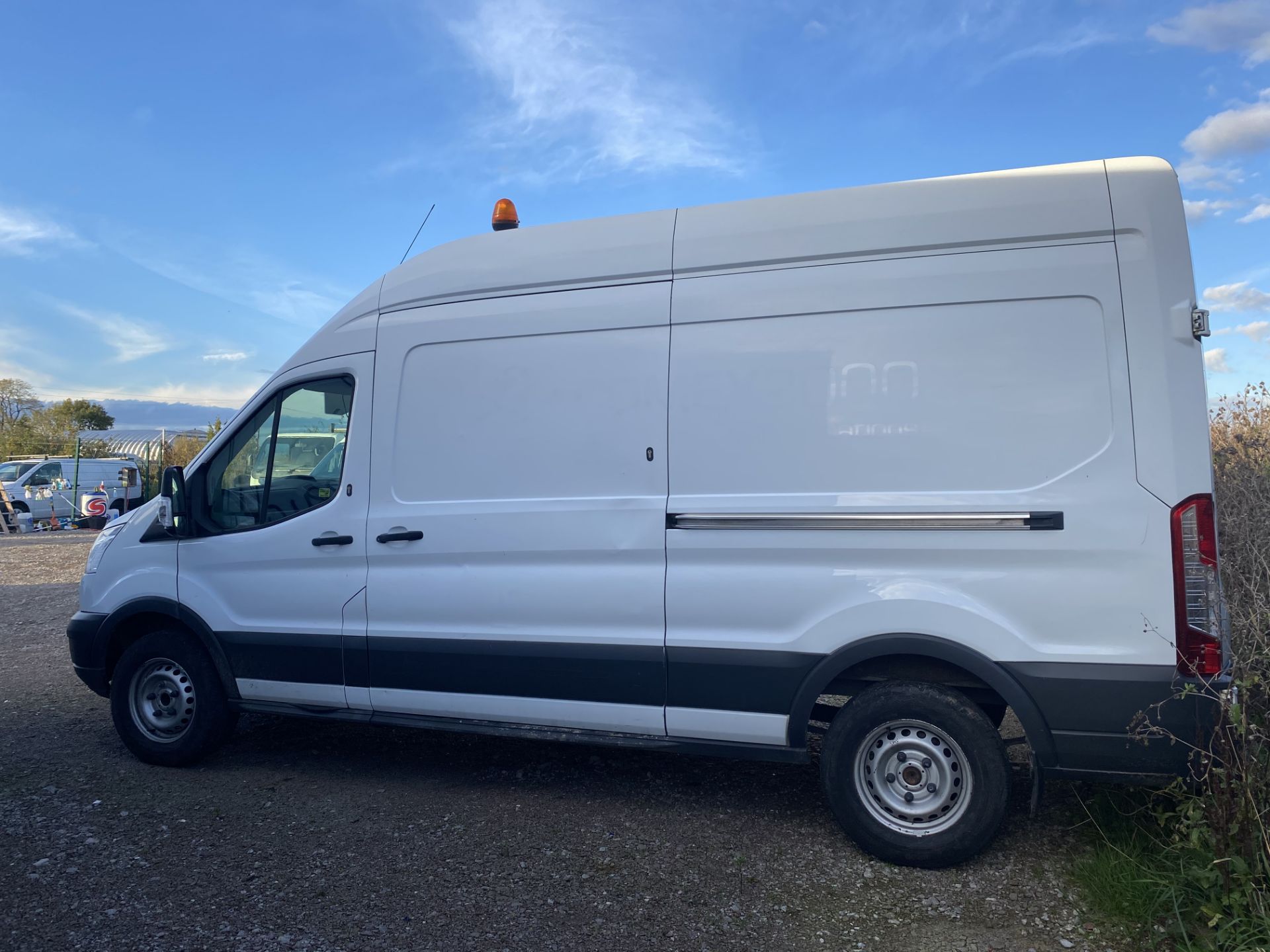 On Sale FORD TRANSIT T350L (125)"LWB" L3H3 2.2TDCI "EURO 6" (2017 MODEL) 1 KEEPER - FSH - LOOK!! - Image 2 of 6