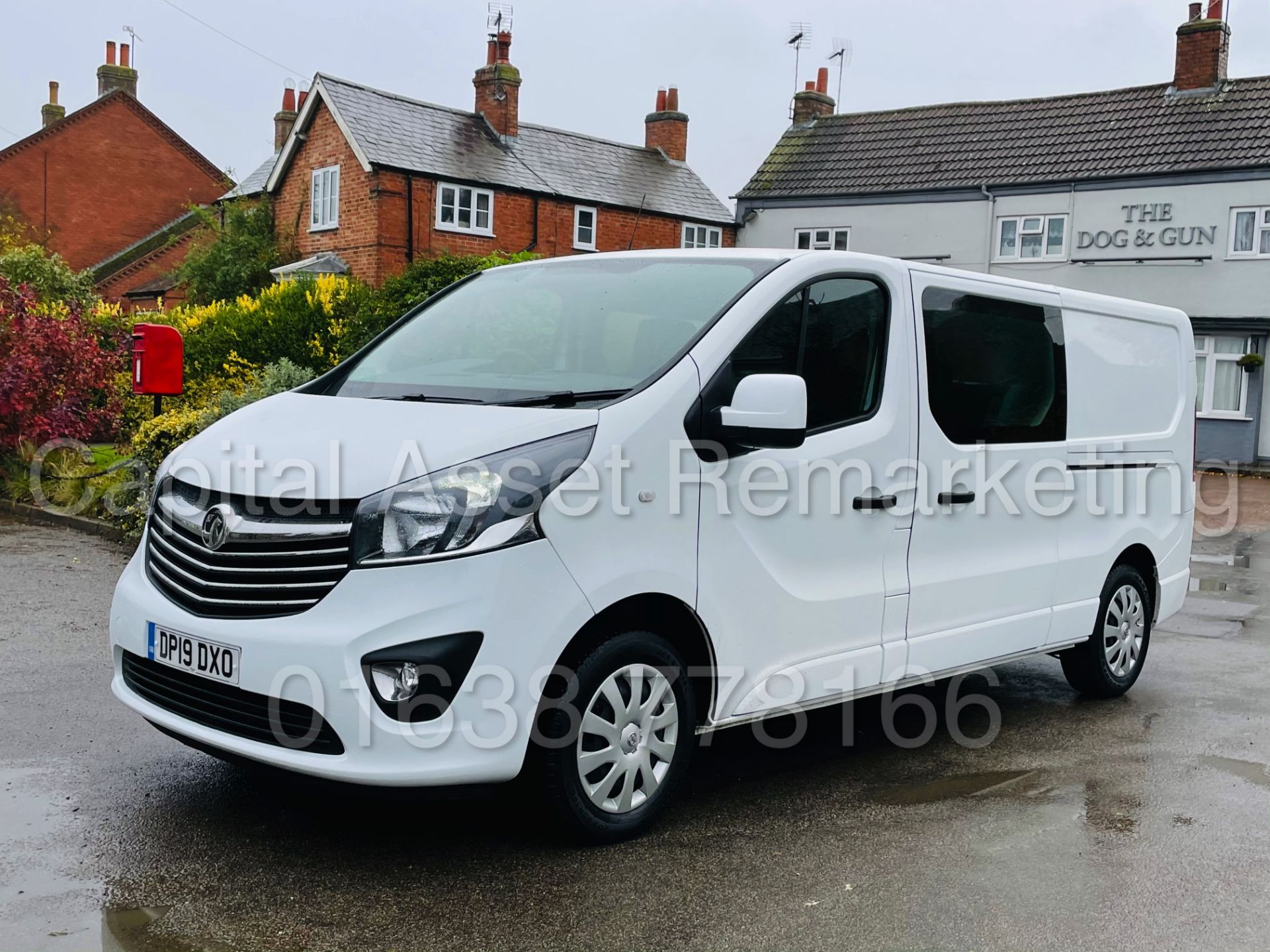 VAUXHALL VIVARO *SPORT* LWB - 6 SEATER CREW VAN (2019 -EURO 6) '125 BHP - 6 SPEED' *A/C* (16K MILES) - Image 6 of 50