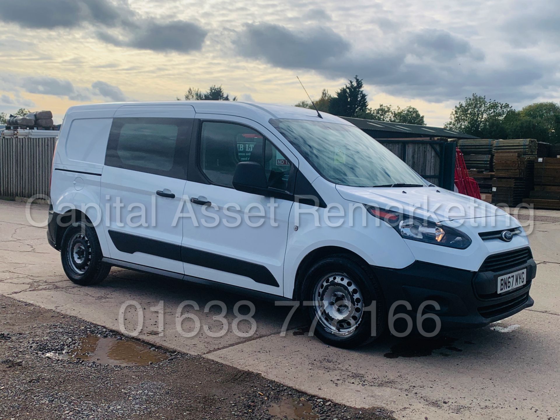 (ON SALE) FORD TRANSIT CONNECT *LWB- 5 SEATER CREW VAN* (2018 - EURO 6) 1.5 TDCI *AIR CON* (1 OWNER) - Image 13 of 40