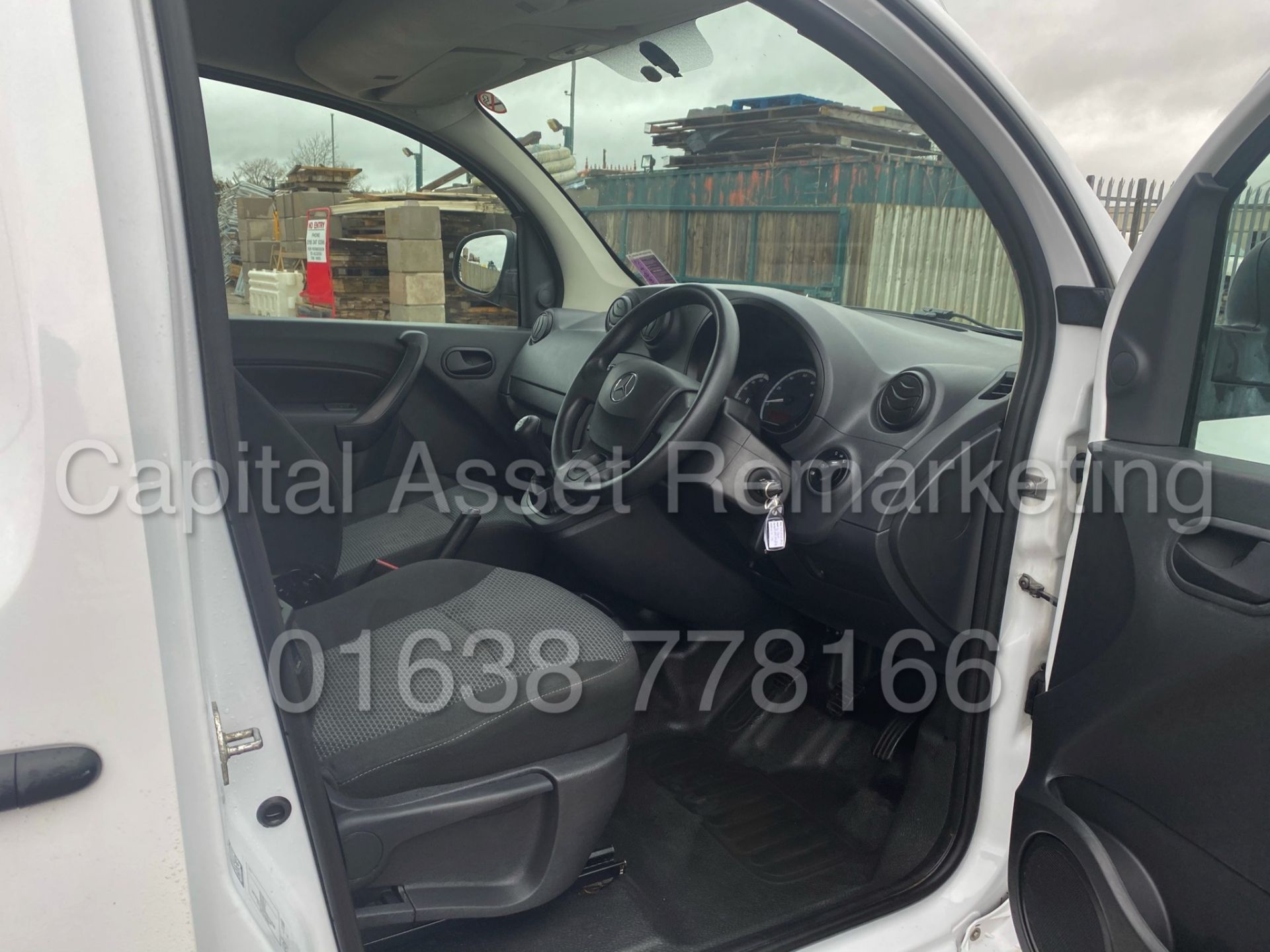 On Sale MERCEDES-BENZ CITAN 109 CDI *5 SEATER CREW VAN* (2017 - EURO 6) *1 OWNER - - Image 9 of 18