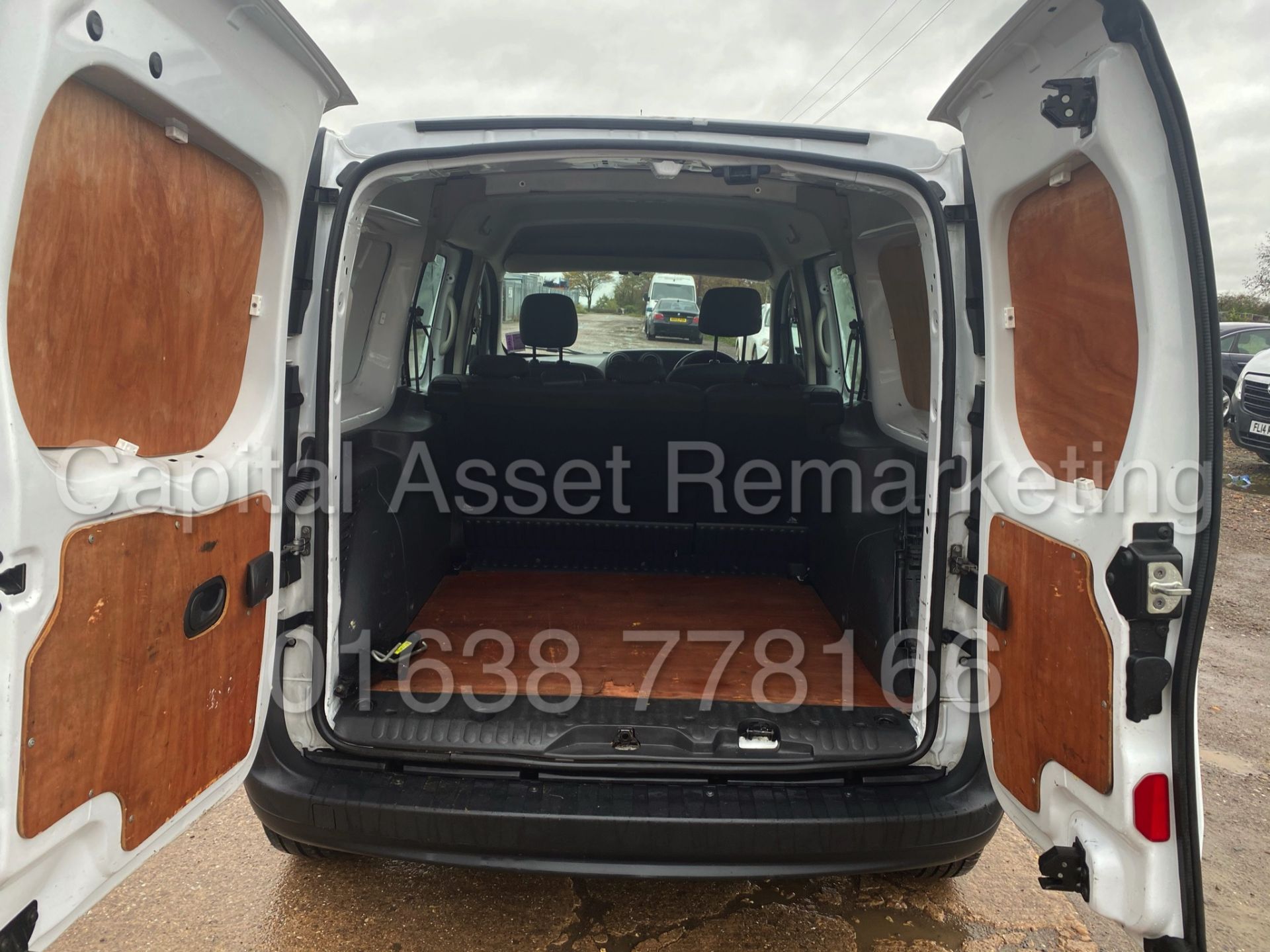 On Sale MERCEDES-BENZ CITAN 109 CDI *5 SEATER CREW VAN* (2017 - EURO 6) *1 OWNER - - Image 12 of 18