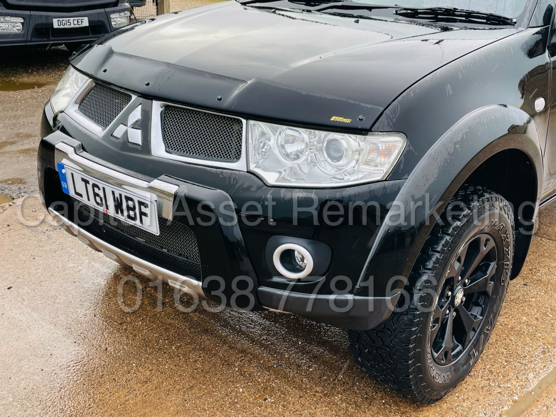 MITSUBISHI L200 *BARBARIAN EDITION* DOUBLE CAB PICK-UP (61 REG) 'AUTO - LEATHER - SAT NAV' - Image 17 of 42