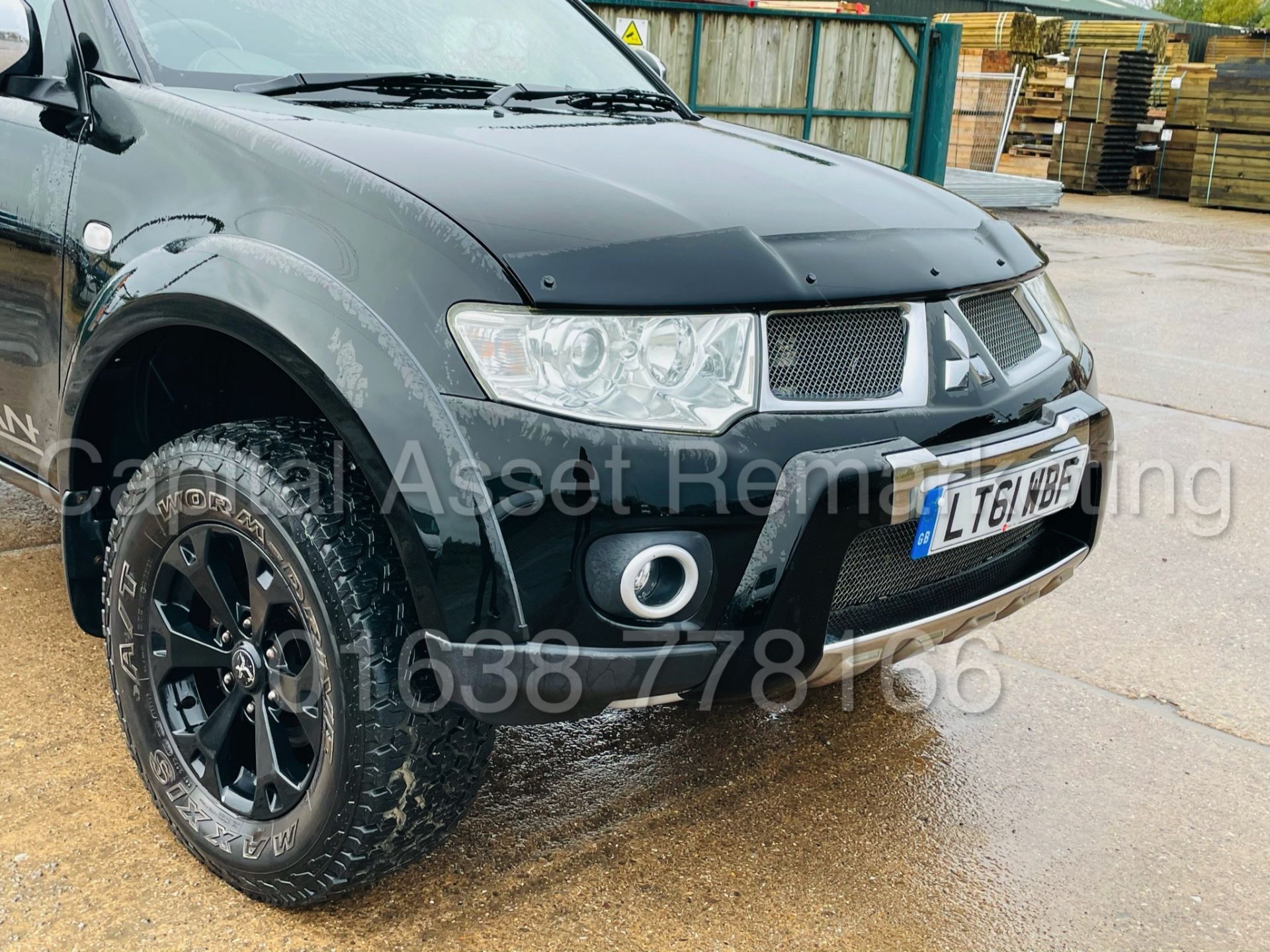 MITSUBISHI L200 *BARBARIAN EDITION* DOUBLE CAB PICK-UP (61 REG) 'AUTO - LEATHER - SAT NAV' - Image 16 of 42