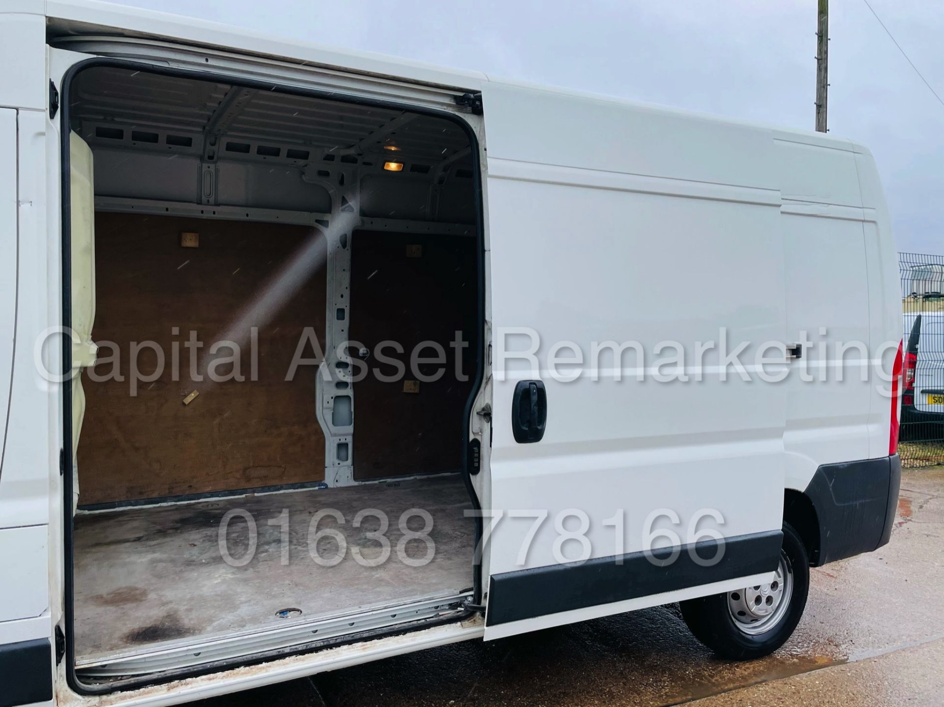 (ON SALE) CITROEN RELAY *ENTERPRISE* LWB HI-ROOF (2017 - EURO 6) '2.0 BLUE HDI - 130 BHP' (1 OWNER) - Image 20 of 38