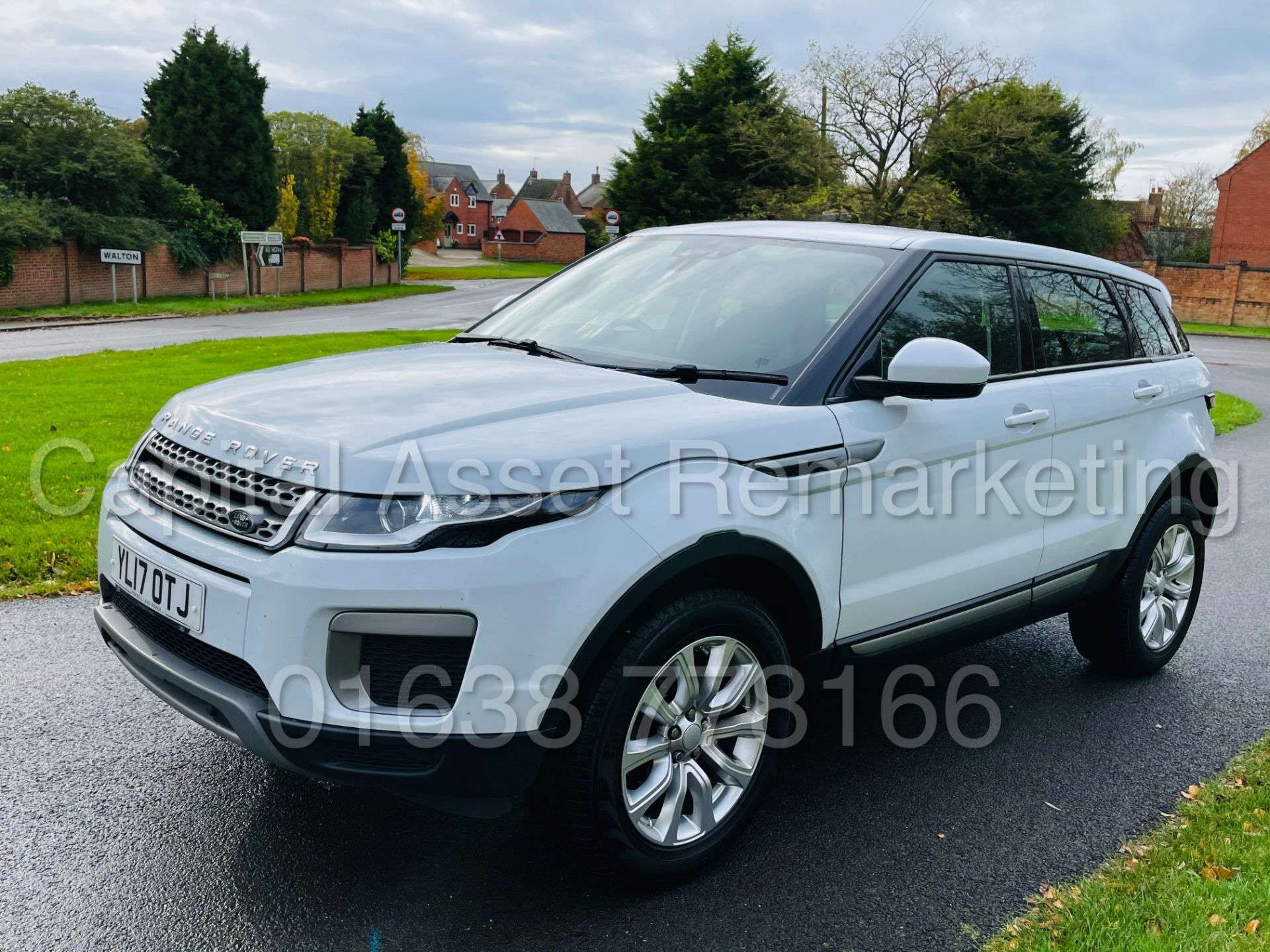 (On Sale) RANGE ROVER EVOQUE *SE EDITION* SUV (2017 - EURO 6) '2.0 ED4 - 150 BHP' *LEATHER* - Image 3 of 49