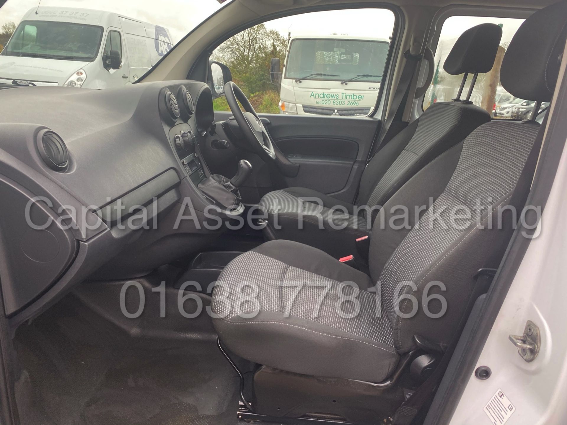 On Sale MERCEDES-BENZ CITAN 109 CDI *5 SEATER CREW VAN* (2017 - EURO 6) *1 OWNER - - Image 15 of 18