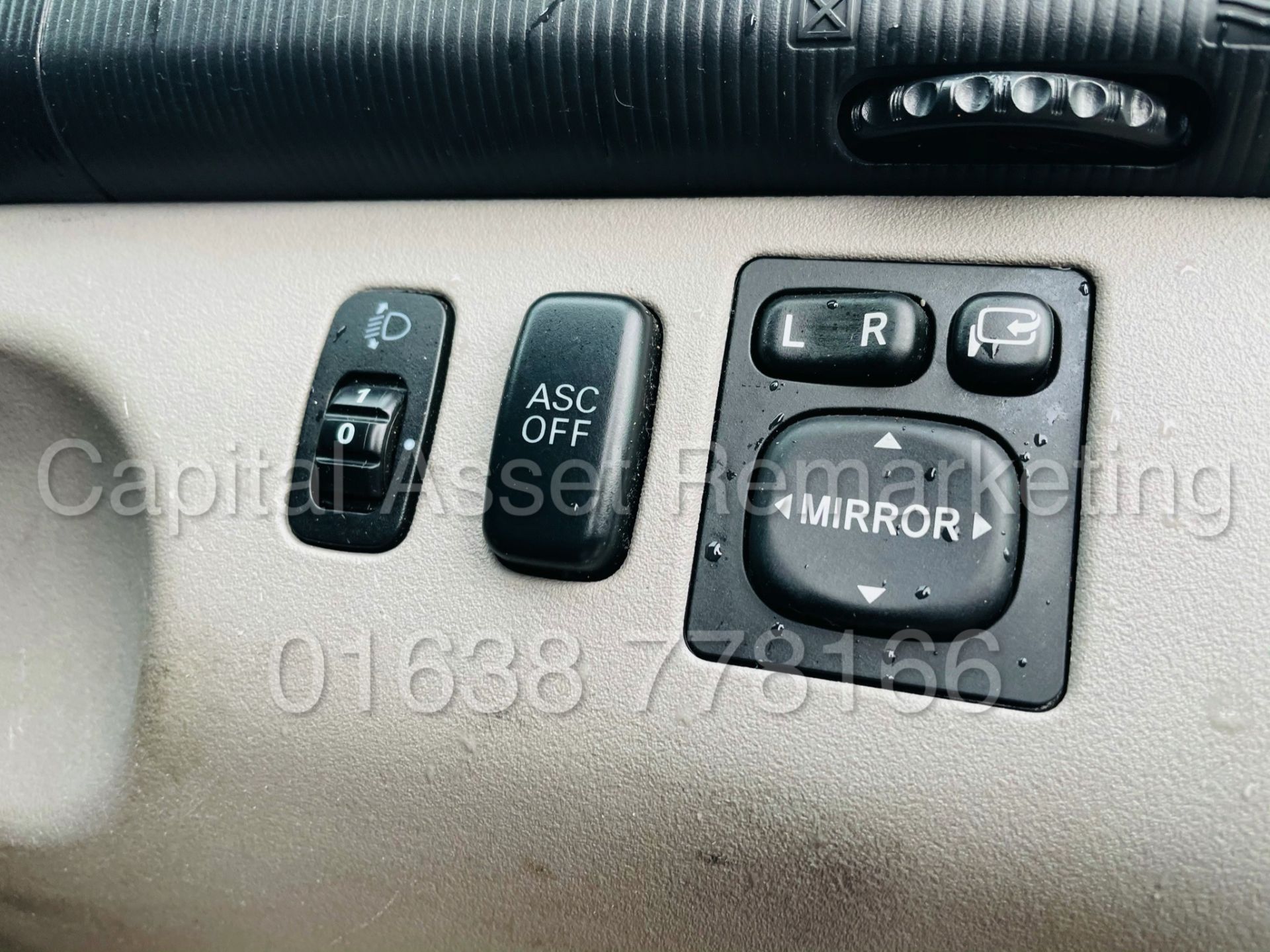 MITSUBISHI L200 *BARBARIAN EDITION* DOUBLE CAB PICK-UP (61 REG) 'AUTO - LEATHER - SAT NAV' - Image 34 of 42