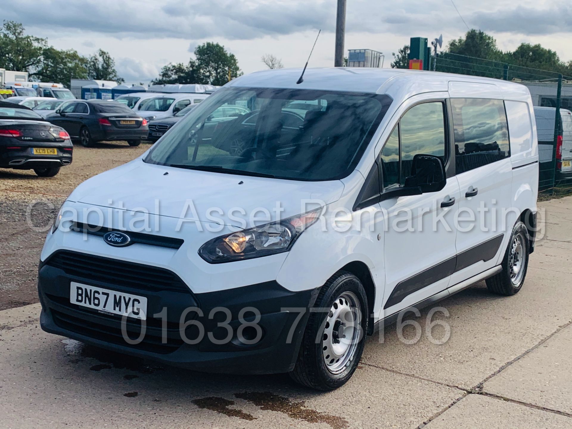 FORD TRANSIT CONNECT *LWB - 5 SEATER CREW VAN* (2018 - EURO 6) 1.5 TDCI *AIR CON* (1 OWNER) - Image 2 of 40