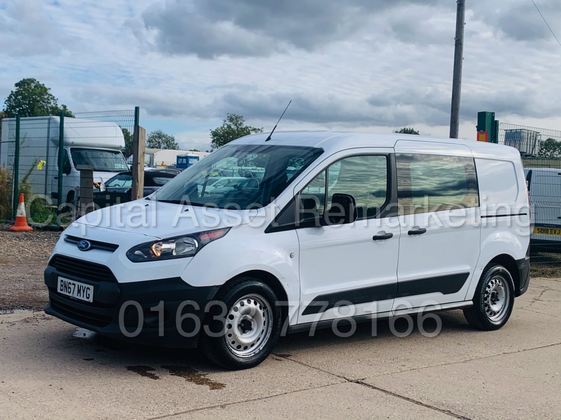 FORD TRANSIT CONNECT *LWB - 5 SEATER CREW VAN* (2018 - EURO 6) 1.5 TDCI *AIR CON* (1 OWNER)