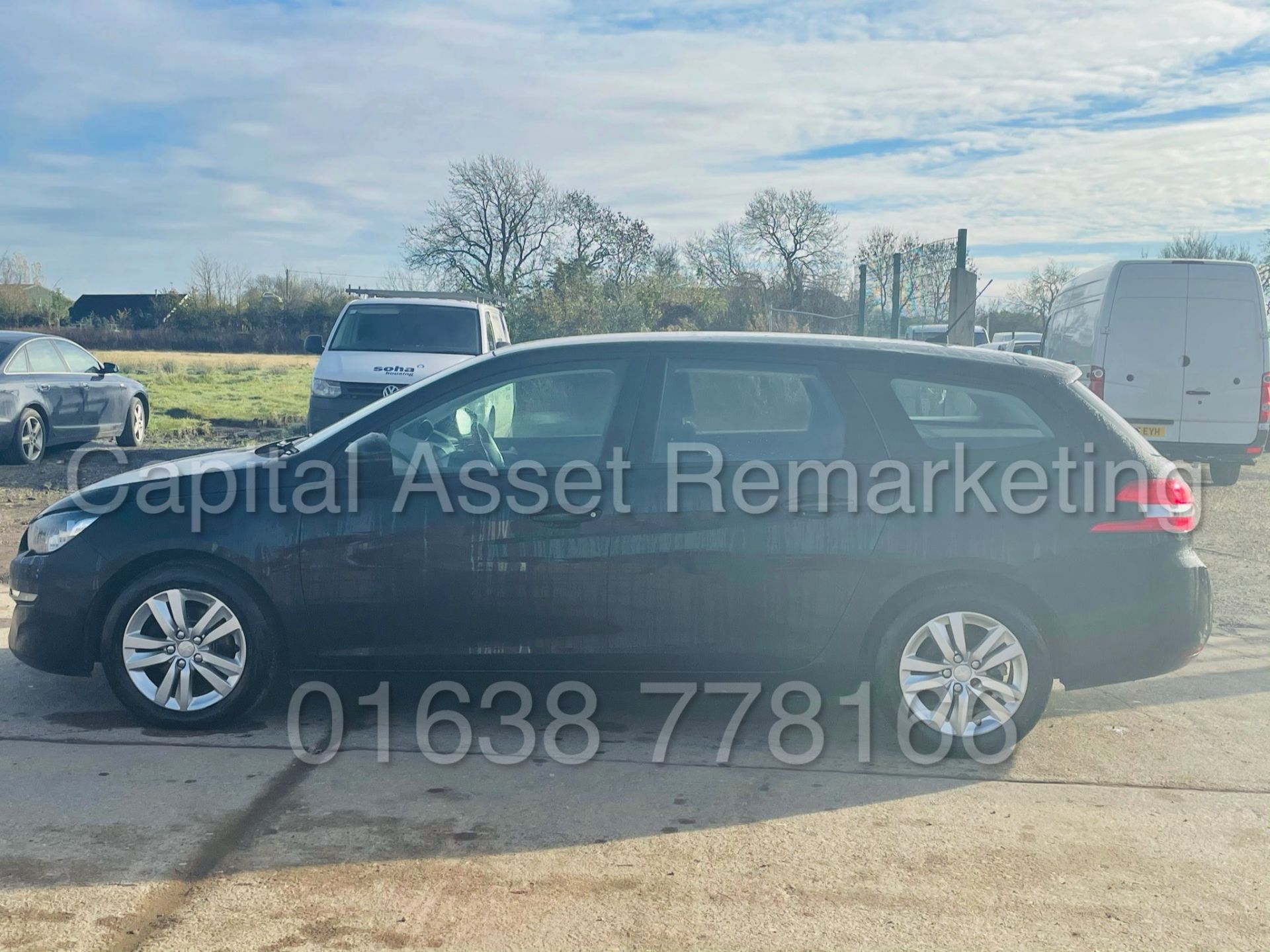 PEUGEOT 308 *ACTIVE EDITION* 5 DOOR ESTATE (2017 - EURO 6) '1.6 BLUE HDI - 120 BHP - 6 SPEED' *A/C* - Image 7 of 40