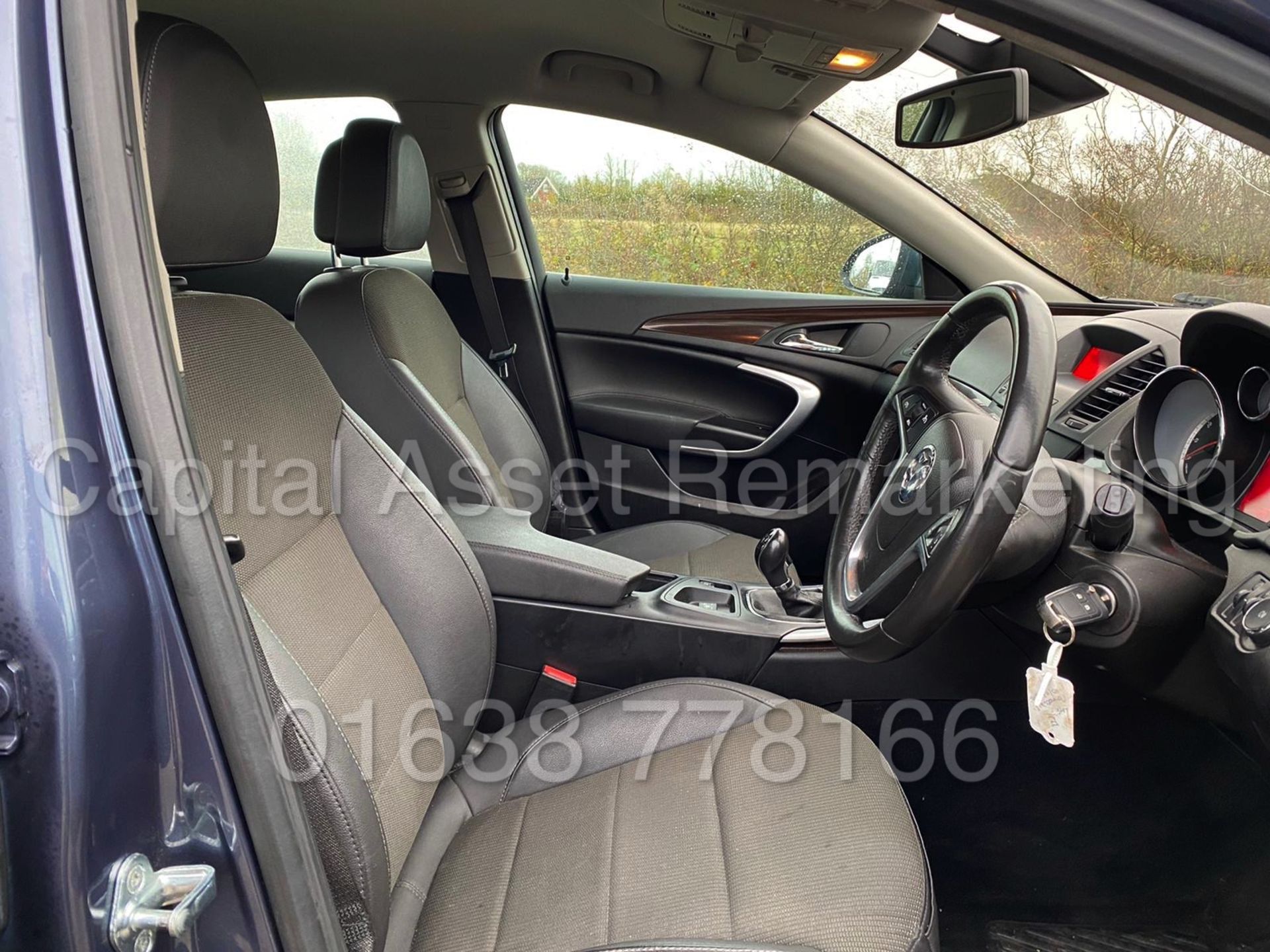 ON SALE VAUXHALL INSIGNIA *SE EDITION* (2009) '1.8 PETROL -6 SPEED' *A/C* LOW MILES ! (NO VAT) - Image 8 of 15