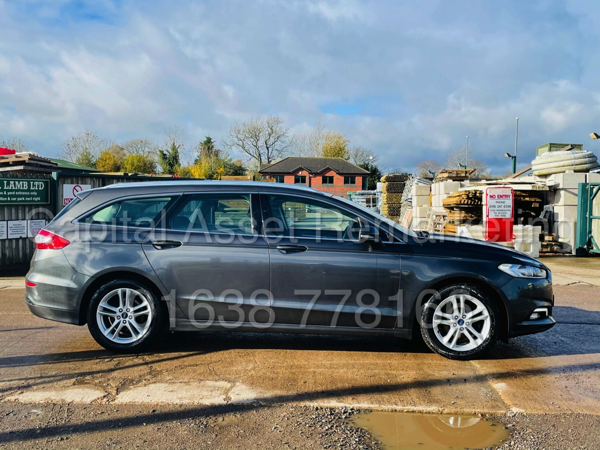 FORD MONDEO *ZETEC EDITION* 5 DOOR ESTATE (2017 - EURO 6) '2.0 TDCI - 150 BHP - 6 SPEED' *SAT NAV* - Image 14 of 48