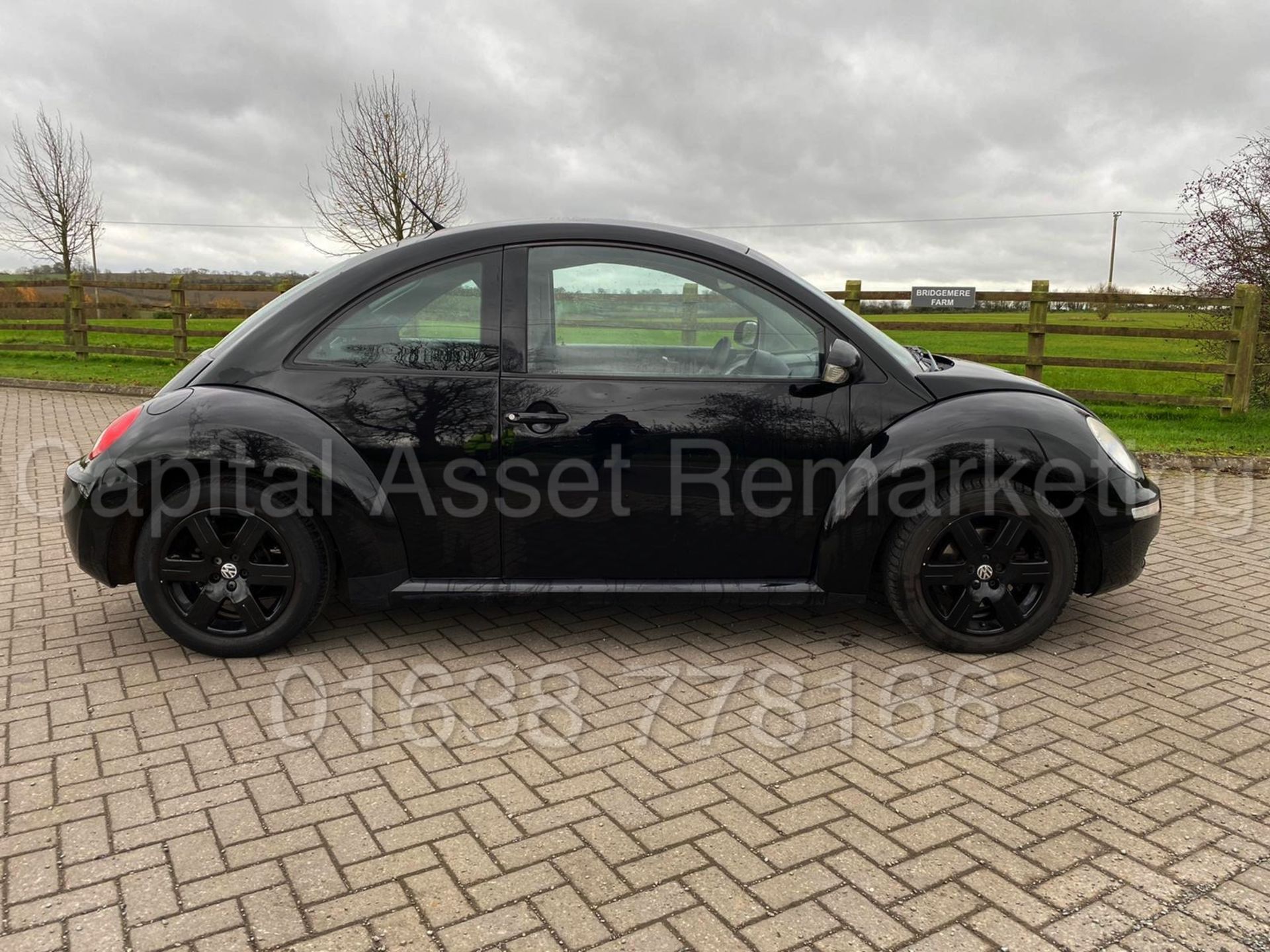 (On Sale) VOLKSWAGEN BEETLE *LUNA EDITION* HATCHBACK (2006) '1.4 PETROL - 50 MPG+' (NO VAT) - Image 8 of 15