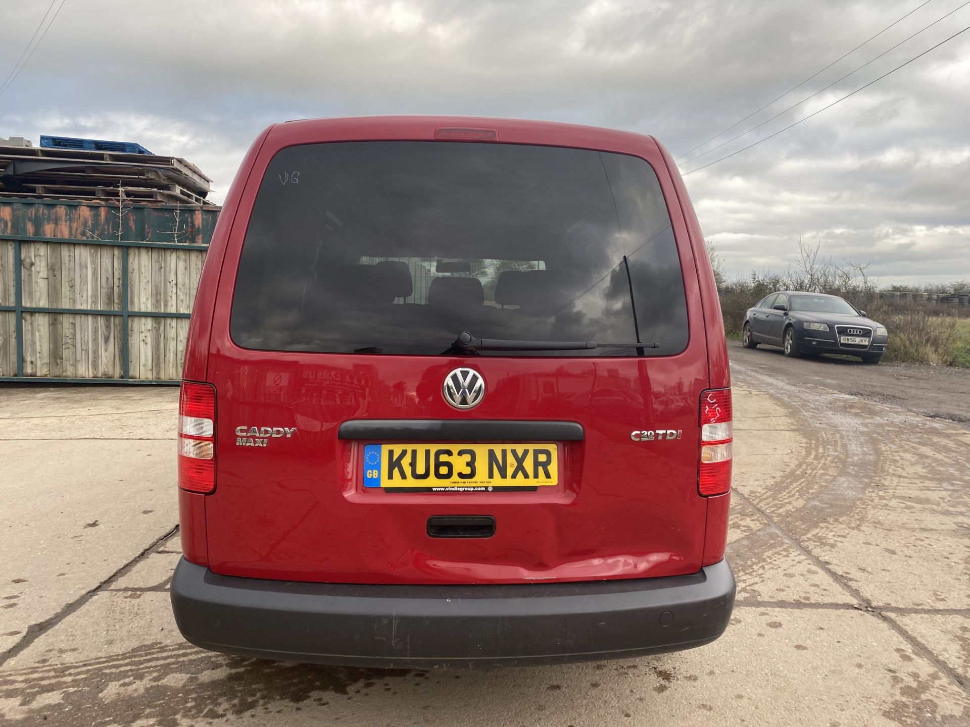 VOLKSWAGEN CADDY MAXI 1.6TDI (102) DUALINER/KOMBI/CREW VAN 5 SEATER - 2014 MODEL - 1 KEEPER - - Image 10 of 21