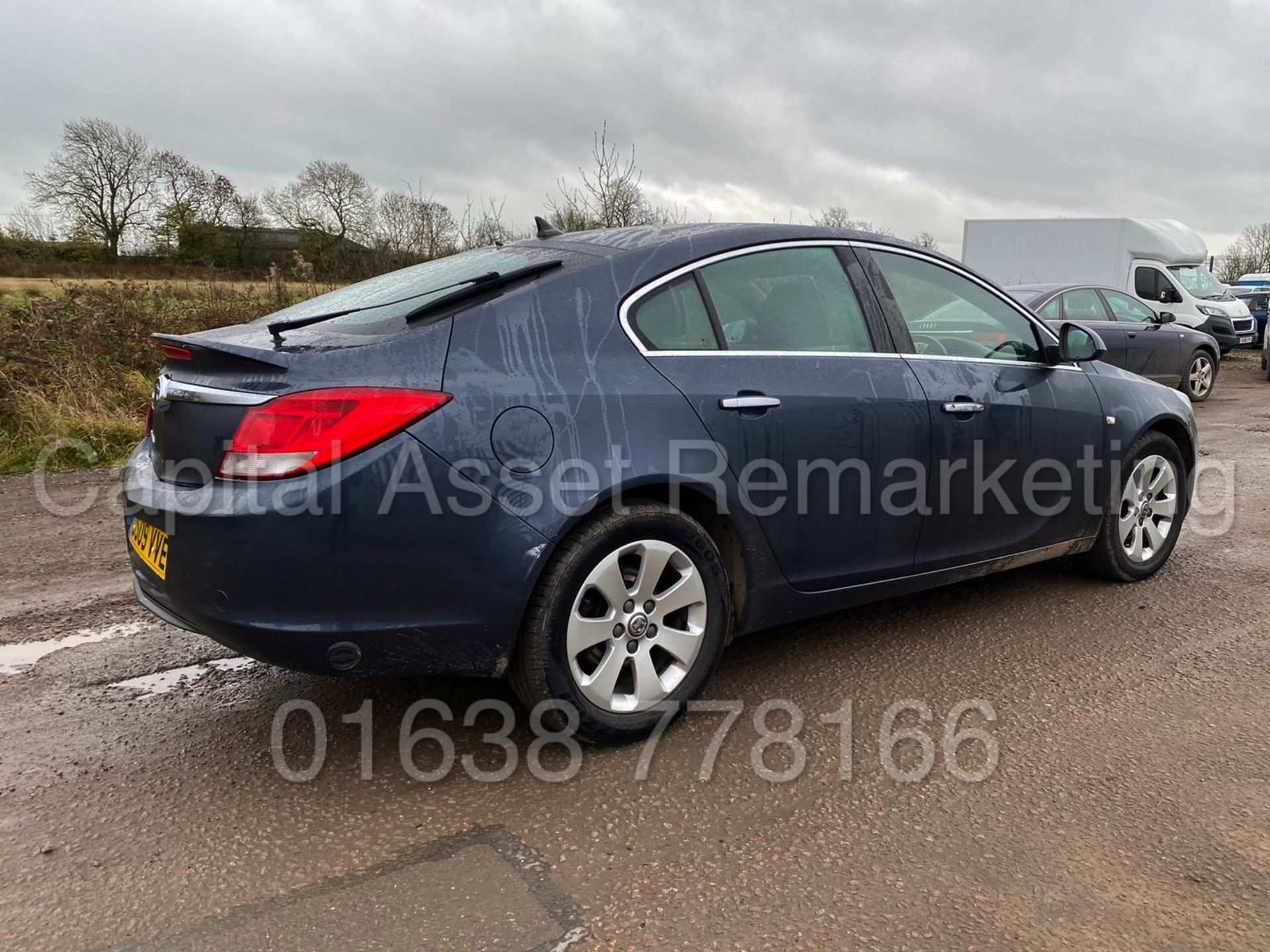 ON SALE VAUXHALL INSIGNIA *SE EDITION* (2009) '1.8 PETROL -6 SPEED' *A/C* LOW MILES ! (NO VAT) - Image 7 of 15