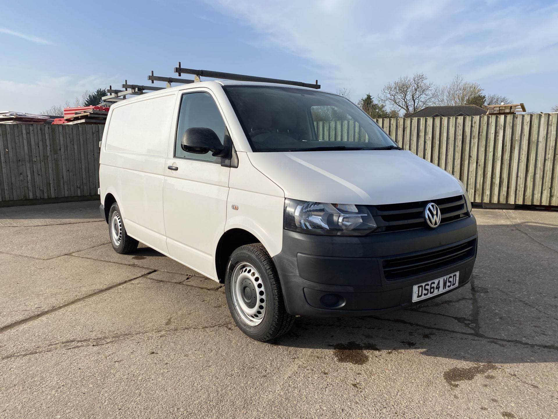 On Sale VOLKSWAGEN TRANSPORTER T28 2.0TDI (102) 2015 REG - 1 KEEPER - ELEC PACK - LOOK!!! - Image 2 of 18